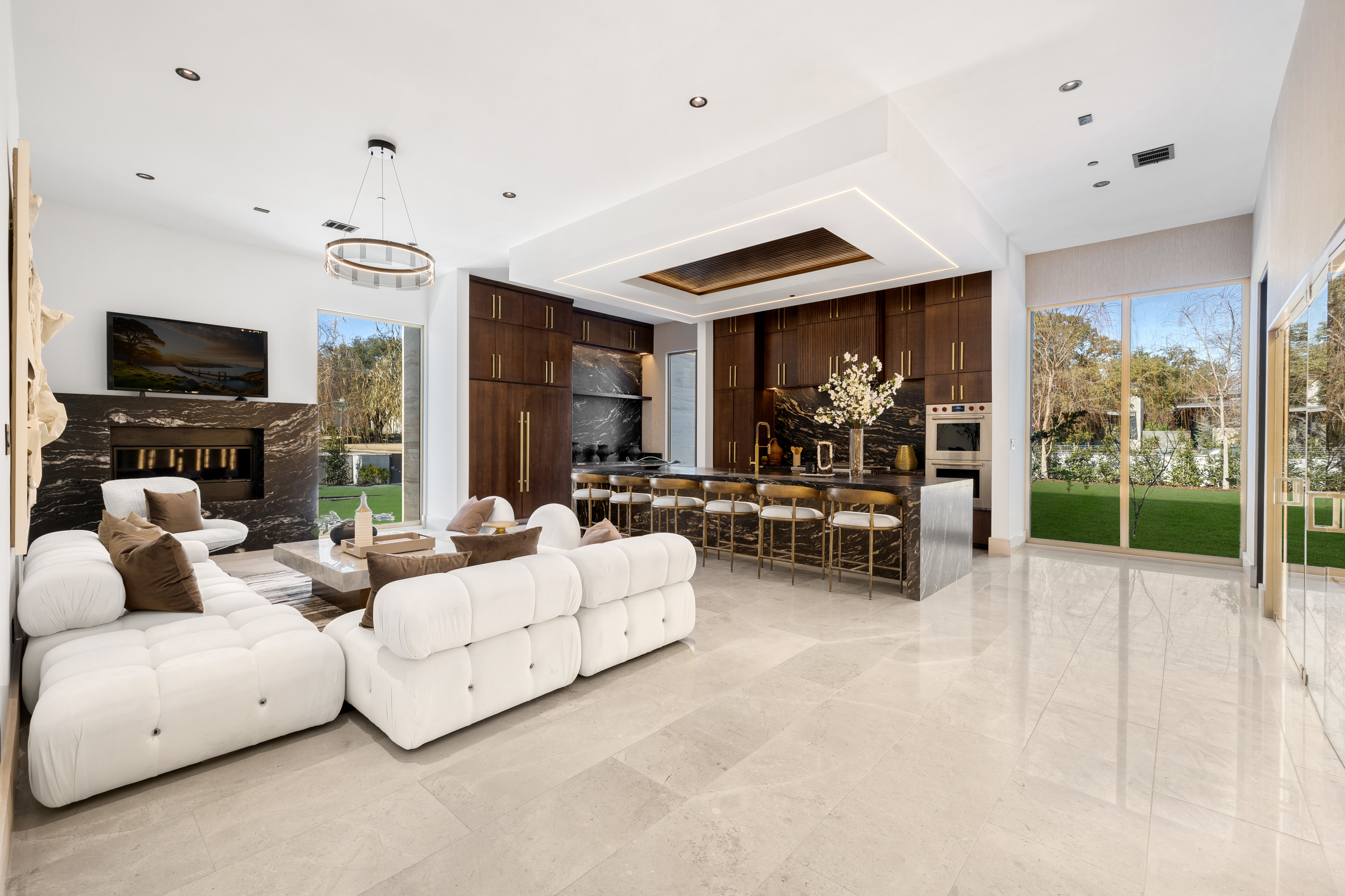 10920 Strait Lane Dallas TX 75229