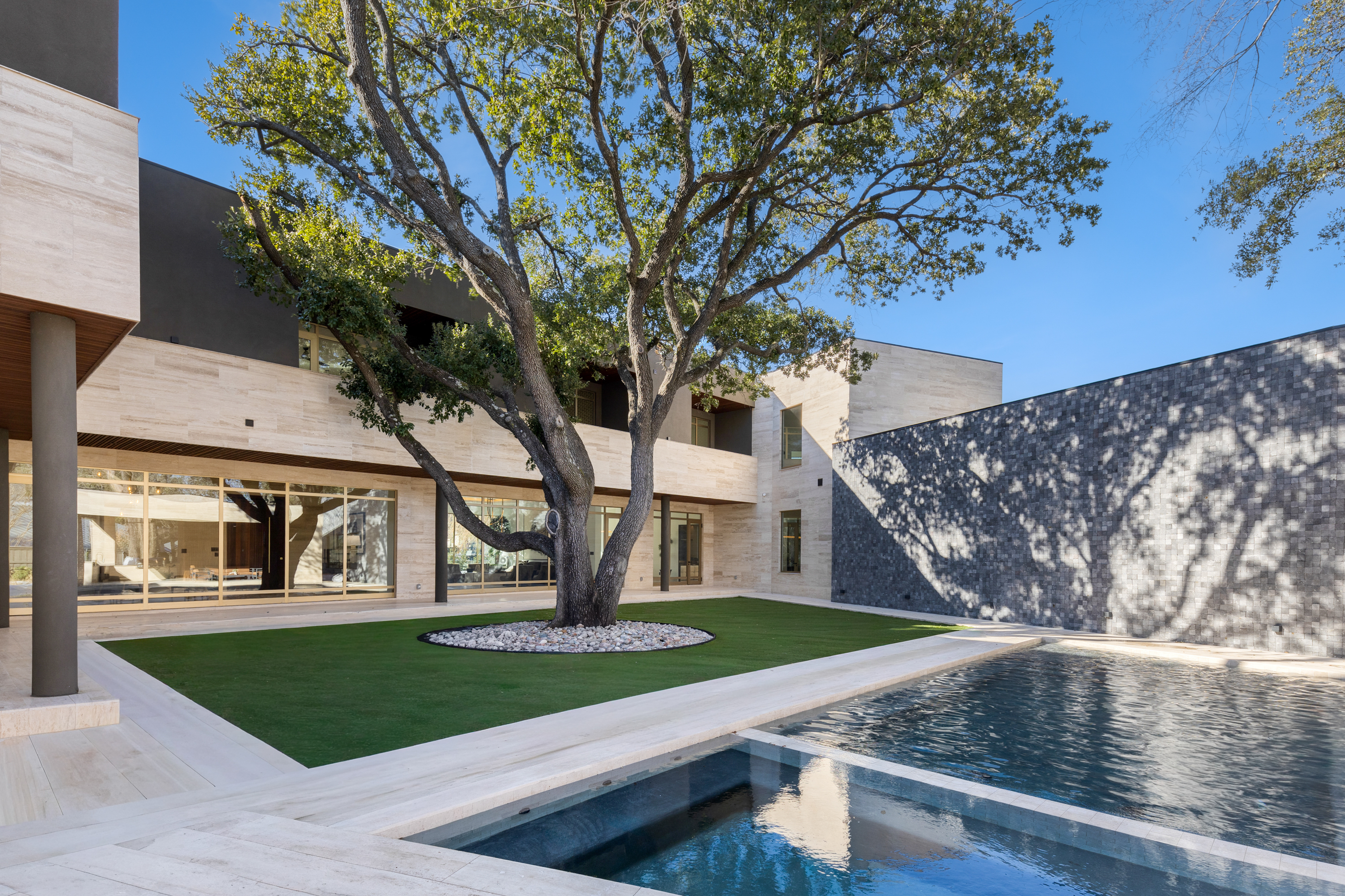 10920 Strait Lane Dallas TX 75229