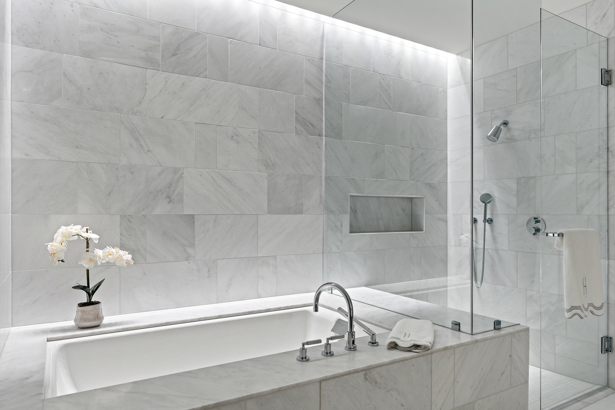 1747 Leonard Street Dallas TX 75201