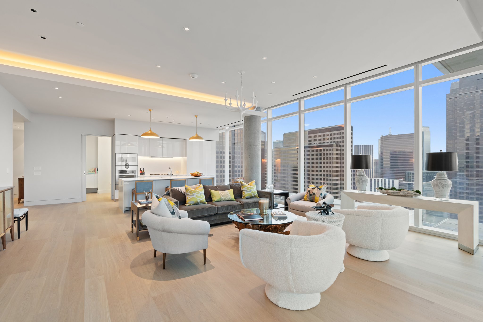 1747 Leonard Street Dallas TX 75201