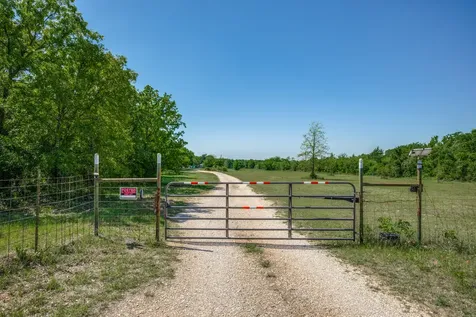 119 Private Road 1186 Decatur TX 76234