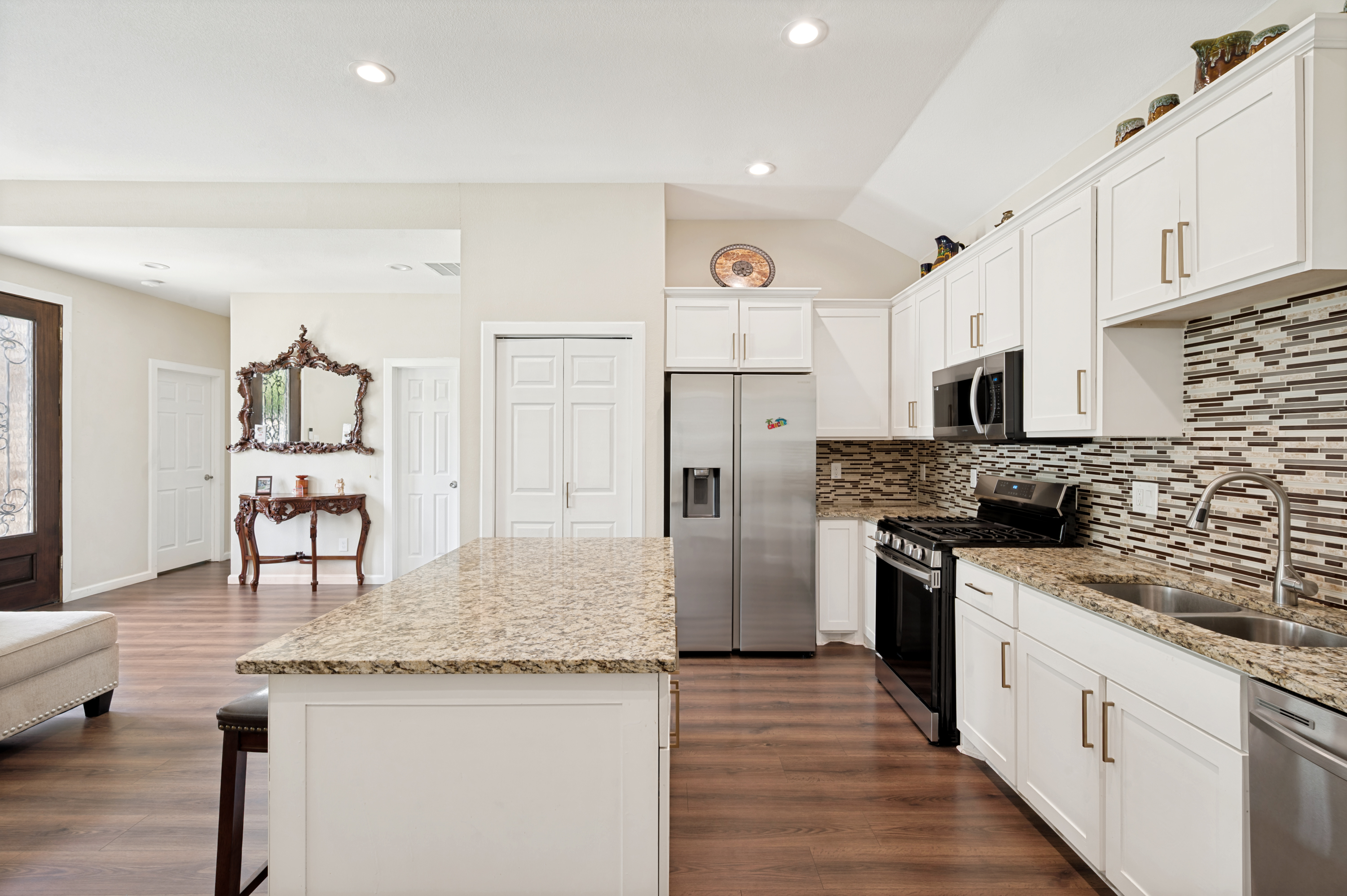 343 N Morris Street Gainesville TX 76240