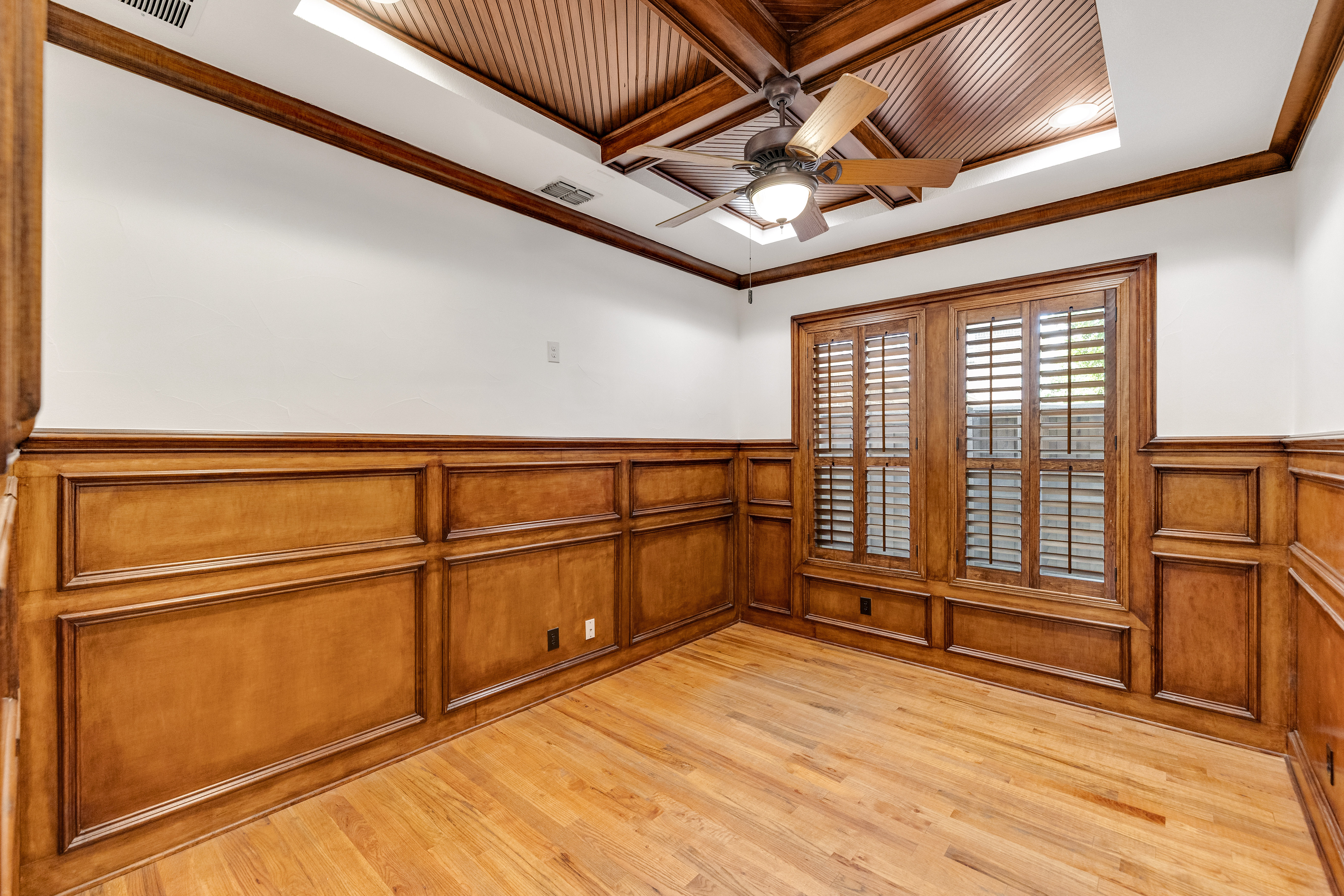 18231 Brighton Green Dallas TX 75252