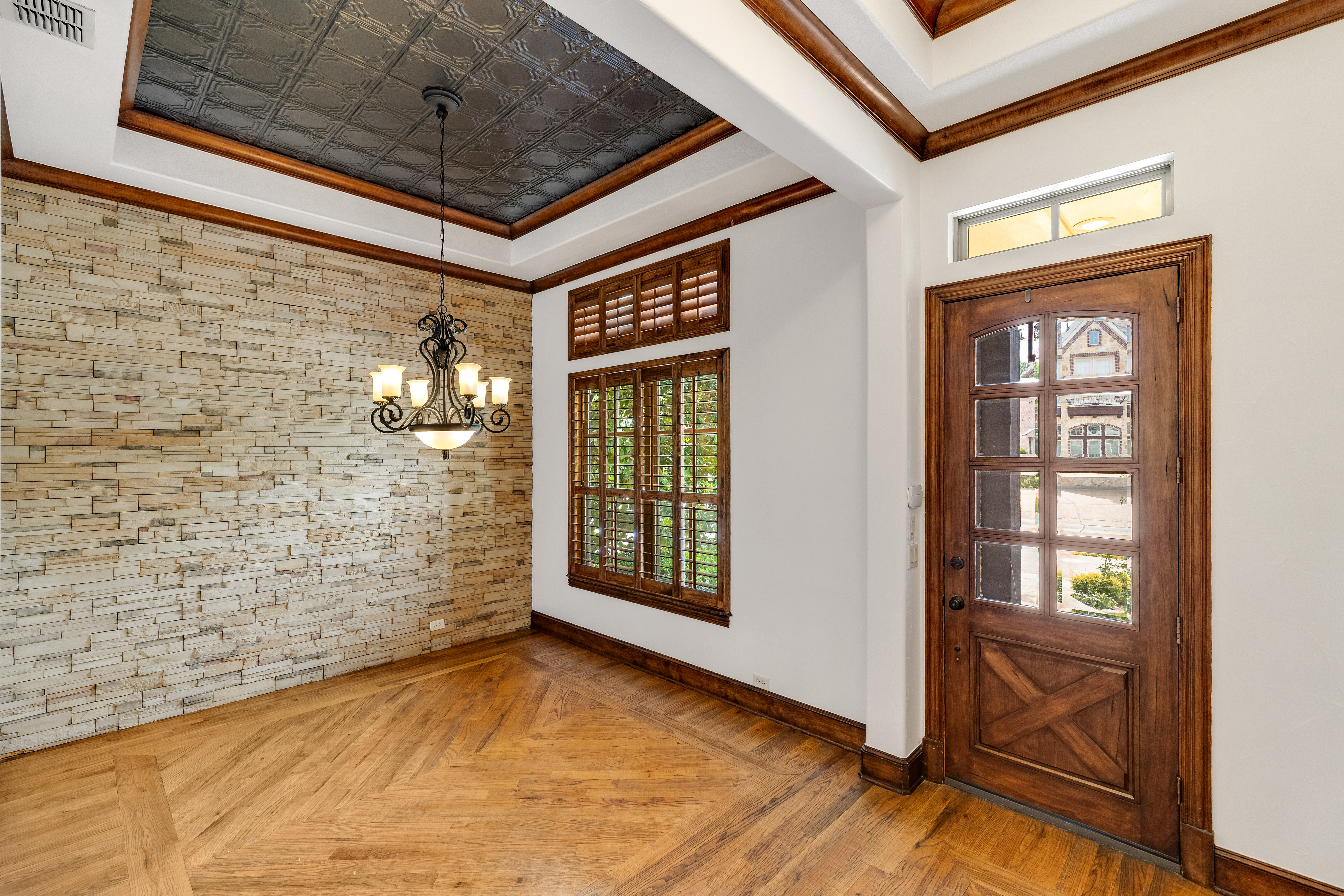 18231 Brighton Green Dallas TX 75252
