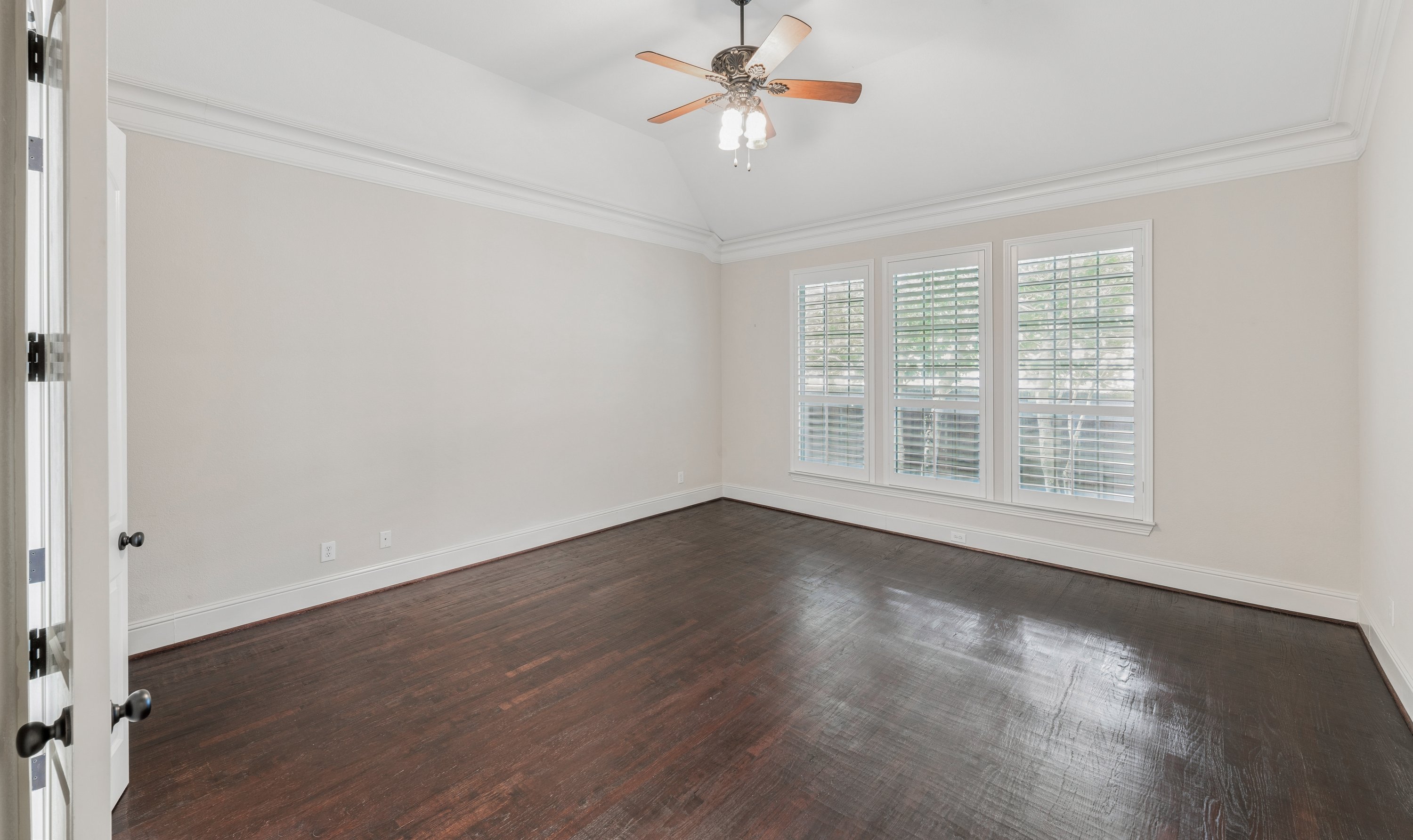 9131 Cochran Bluff Lane Dallas TX 75220