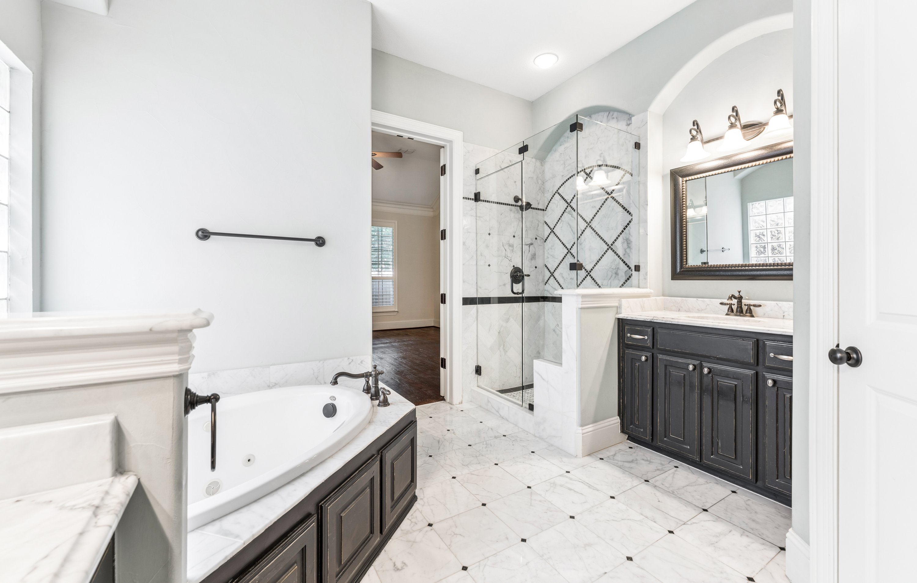 9131 Cochran Bluff Lane Dallas TX 75220