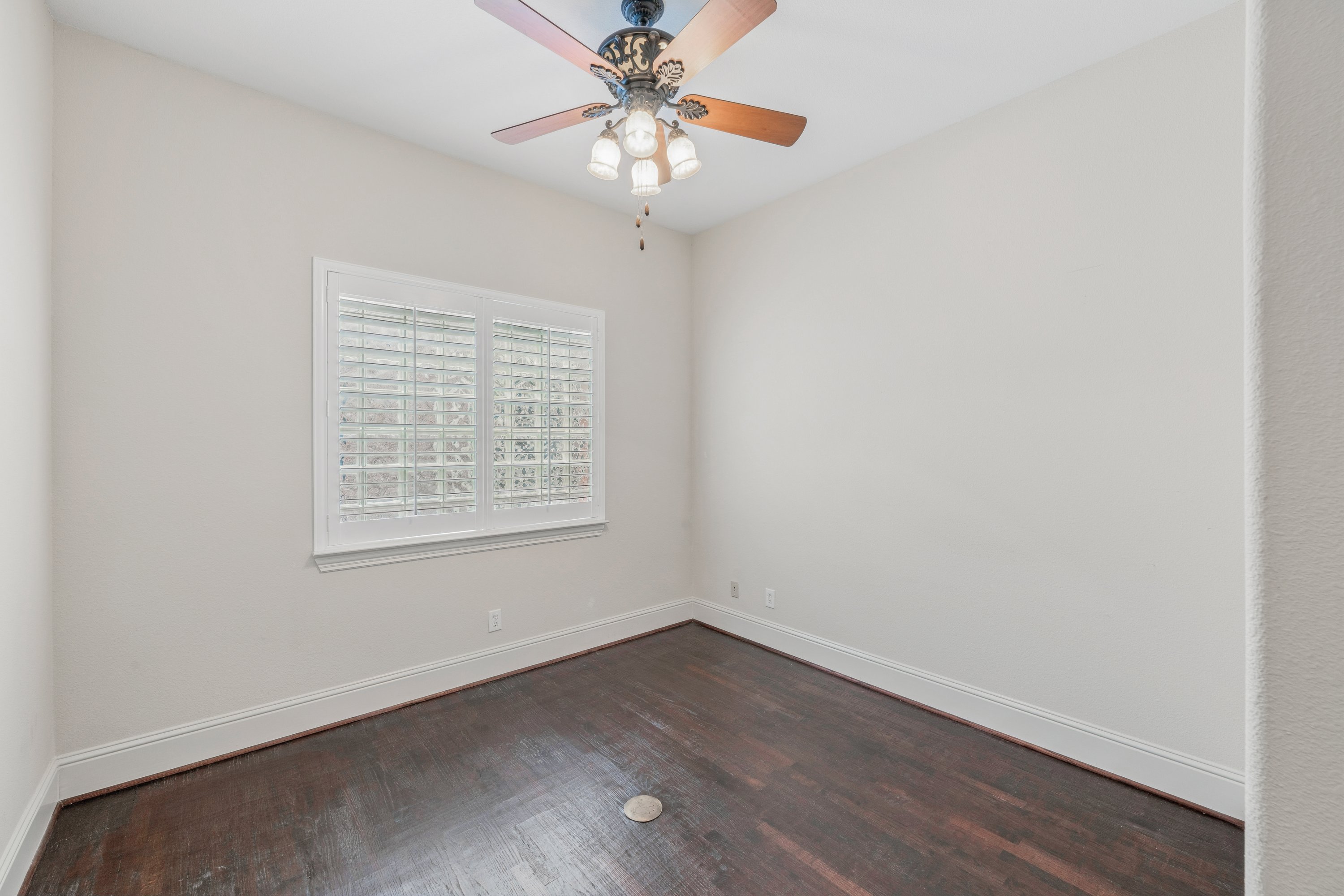 9131 Cochran Bluff Lane Dallas TX 75220