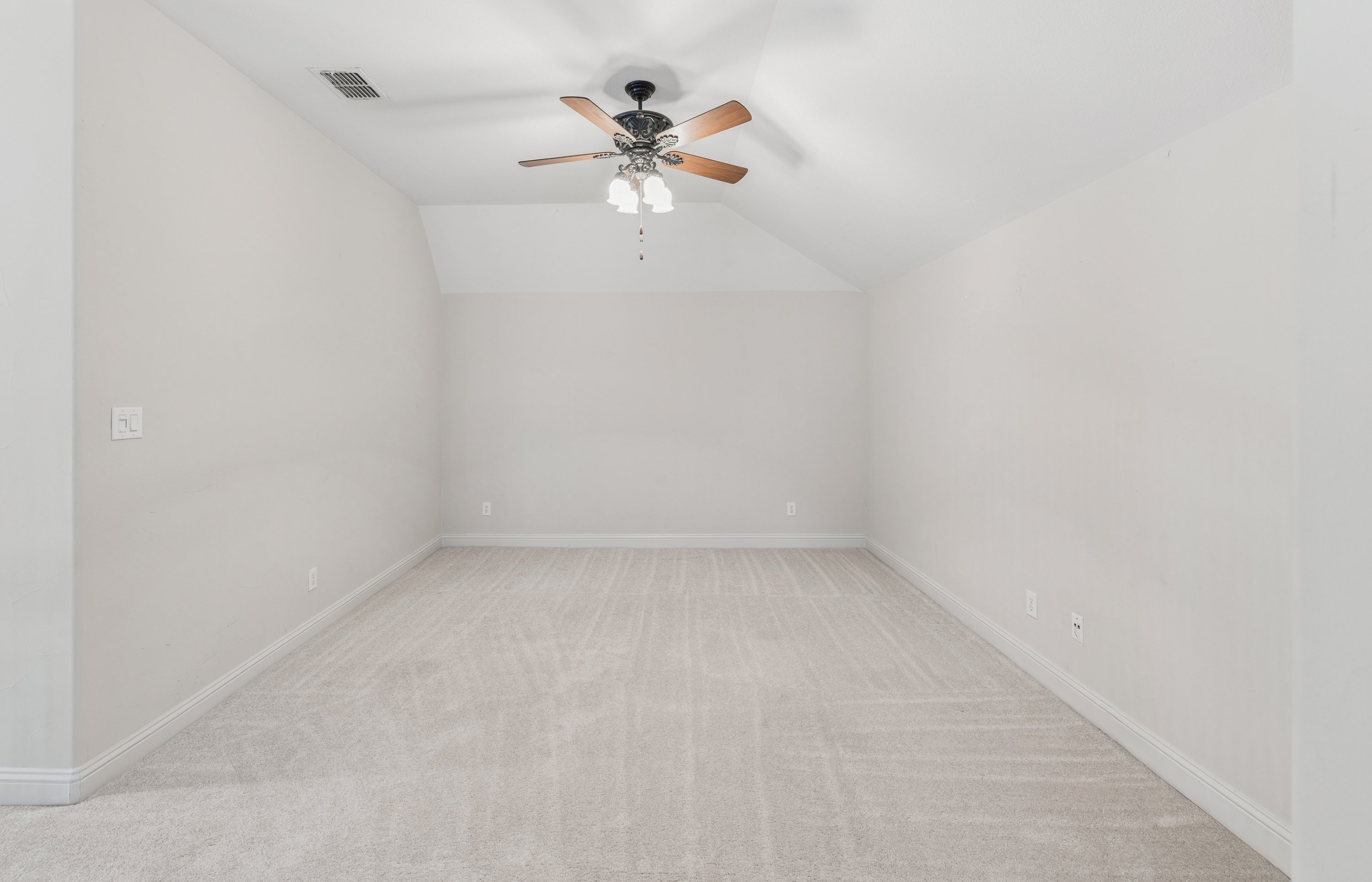 9131 Cochran Bluff Lane Dallas TX 75220