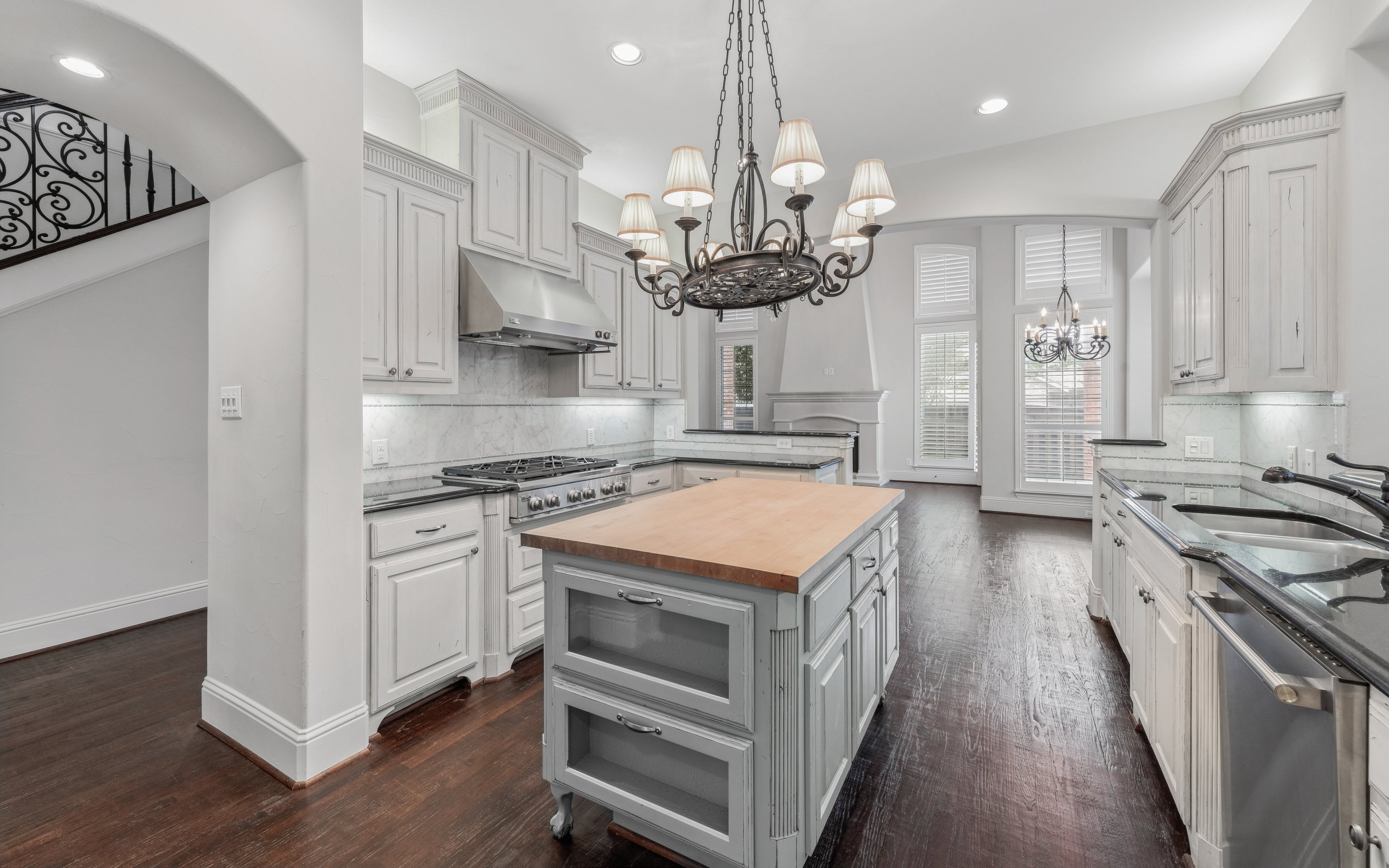 9131 Cochran Bluff Lane Dallas TX 75220