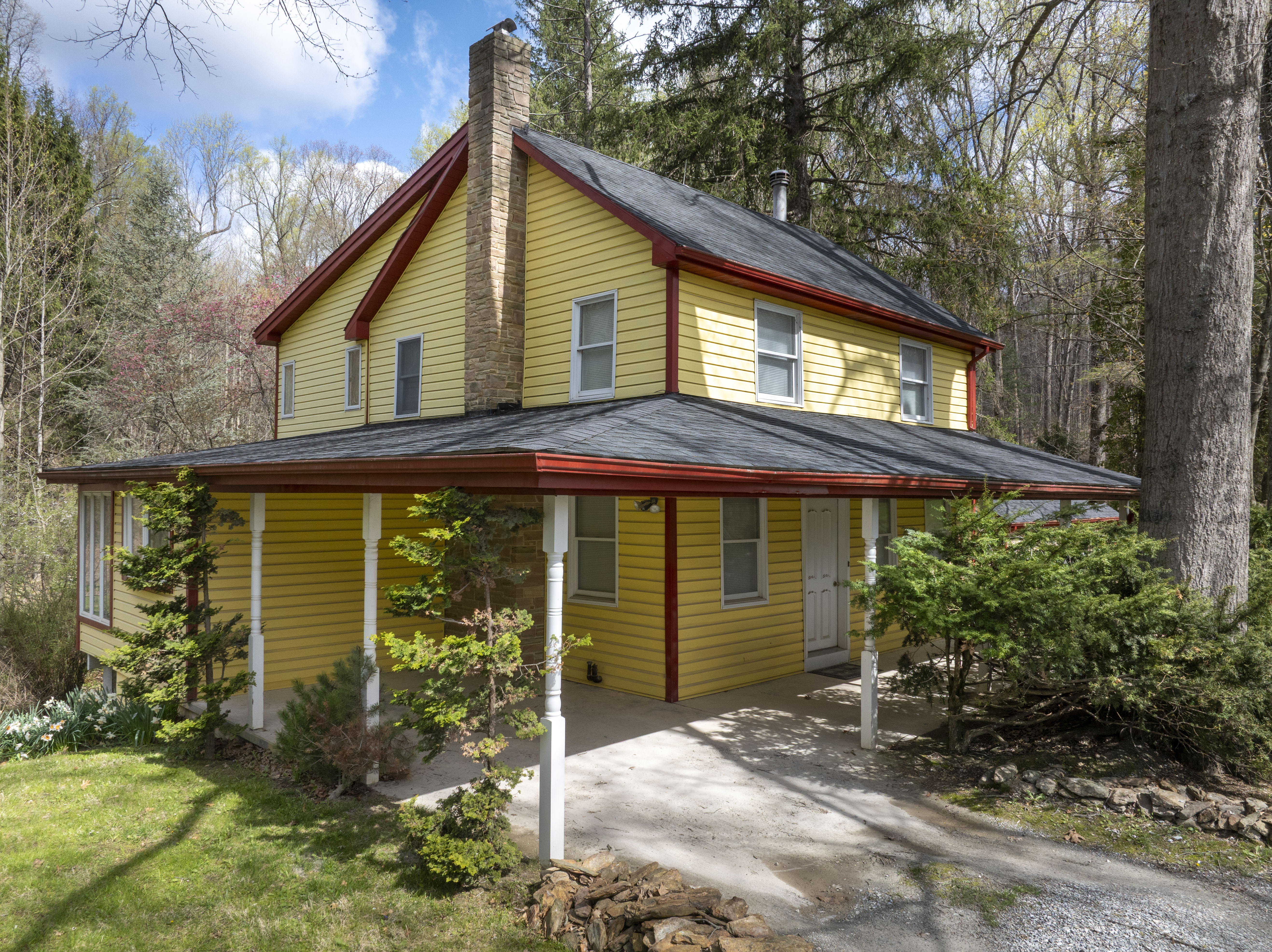 9980 Douglas Road Red Lion PA 17356