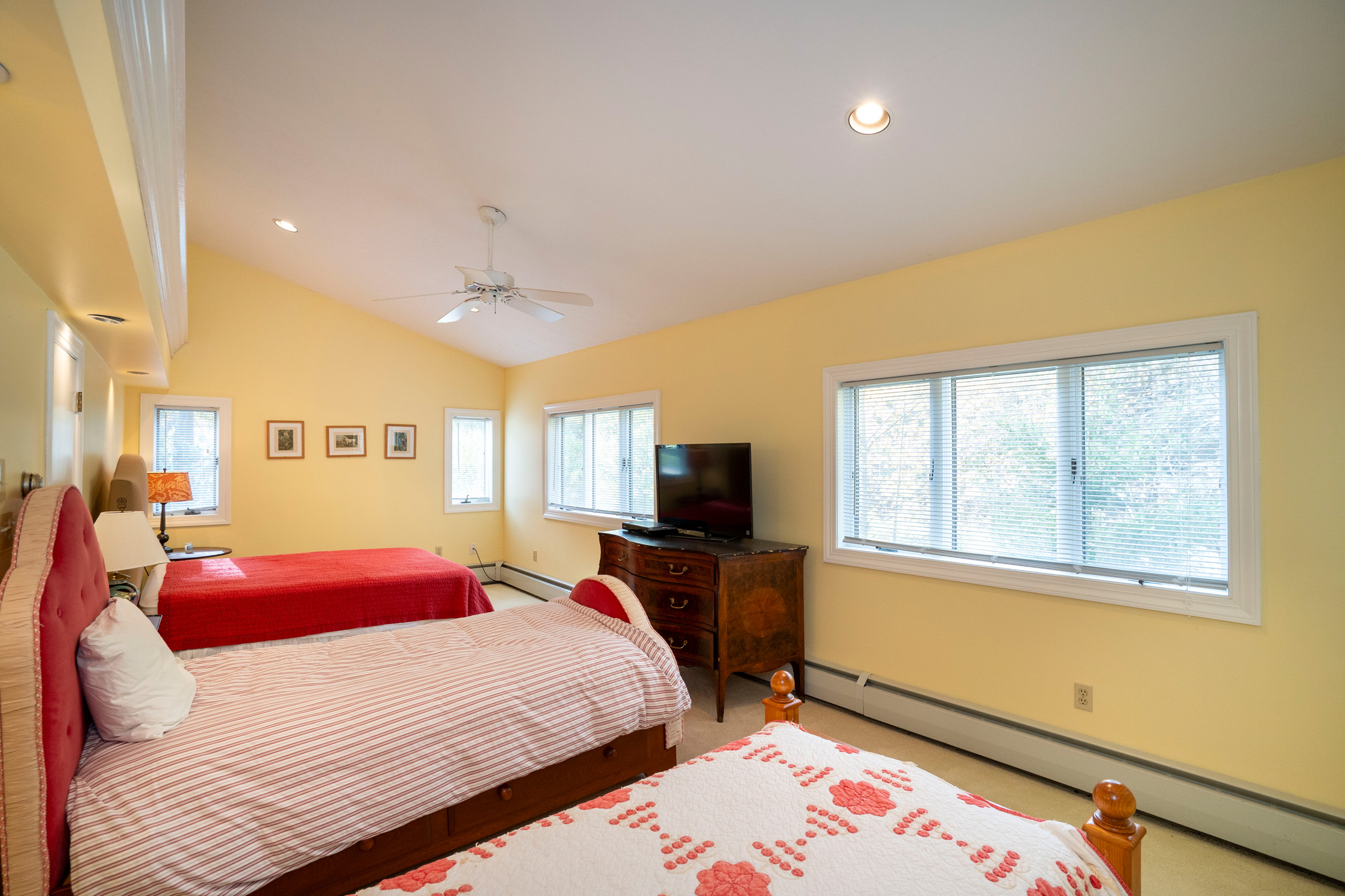 9980 Douglas Road Red Lion PA 17356