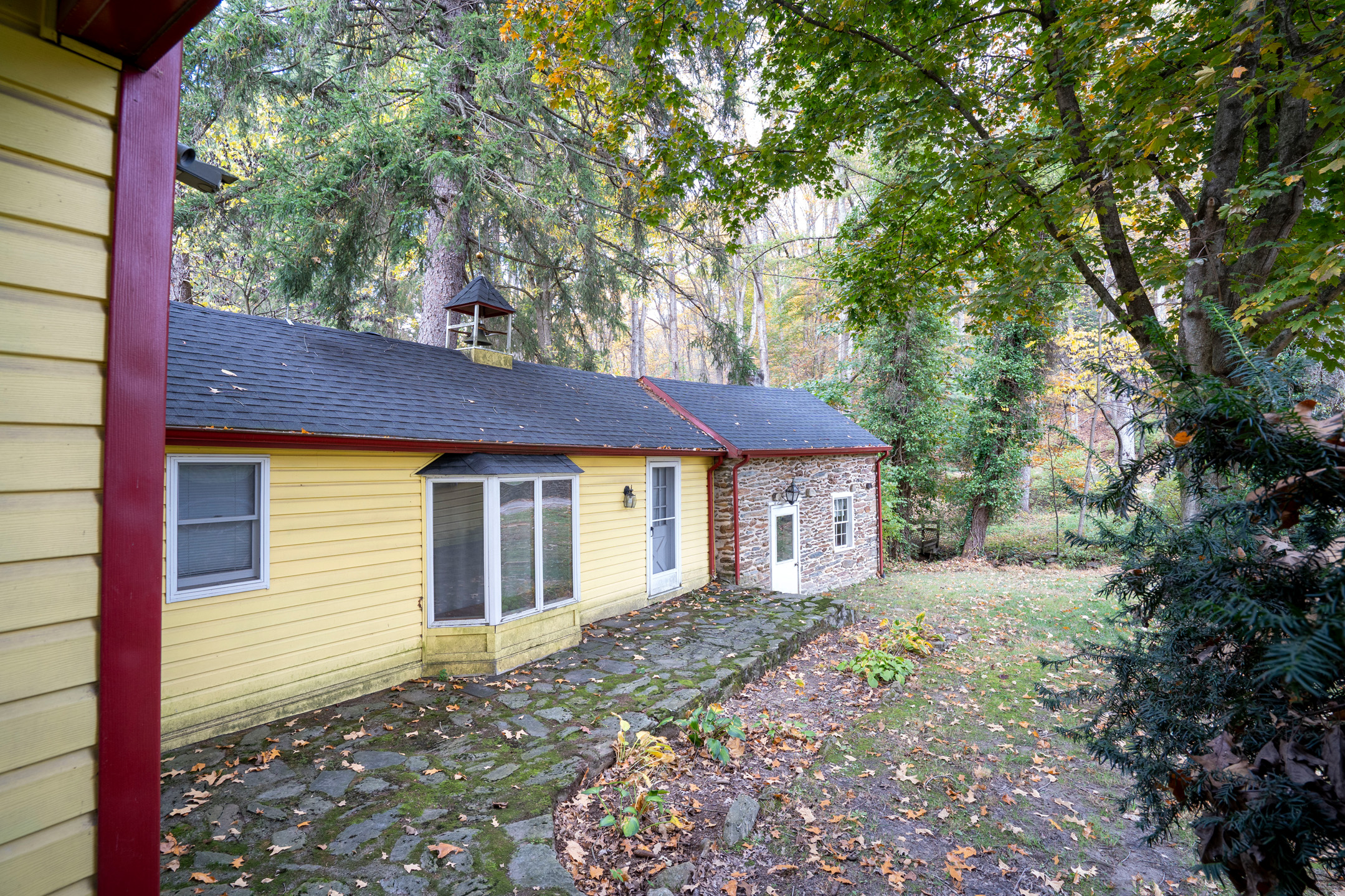 9980 Douglas Road Red Lion PA 17356