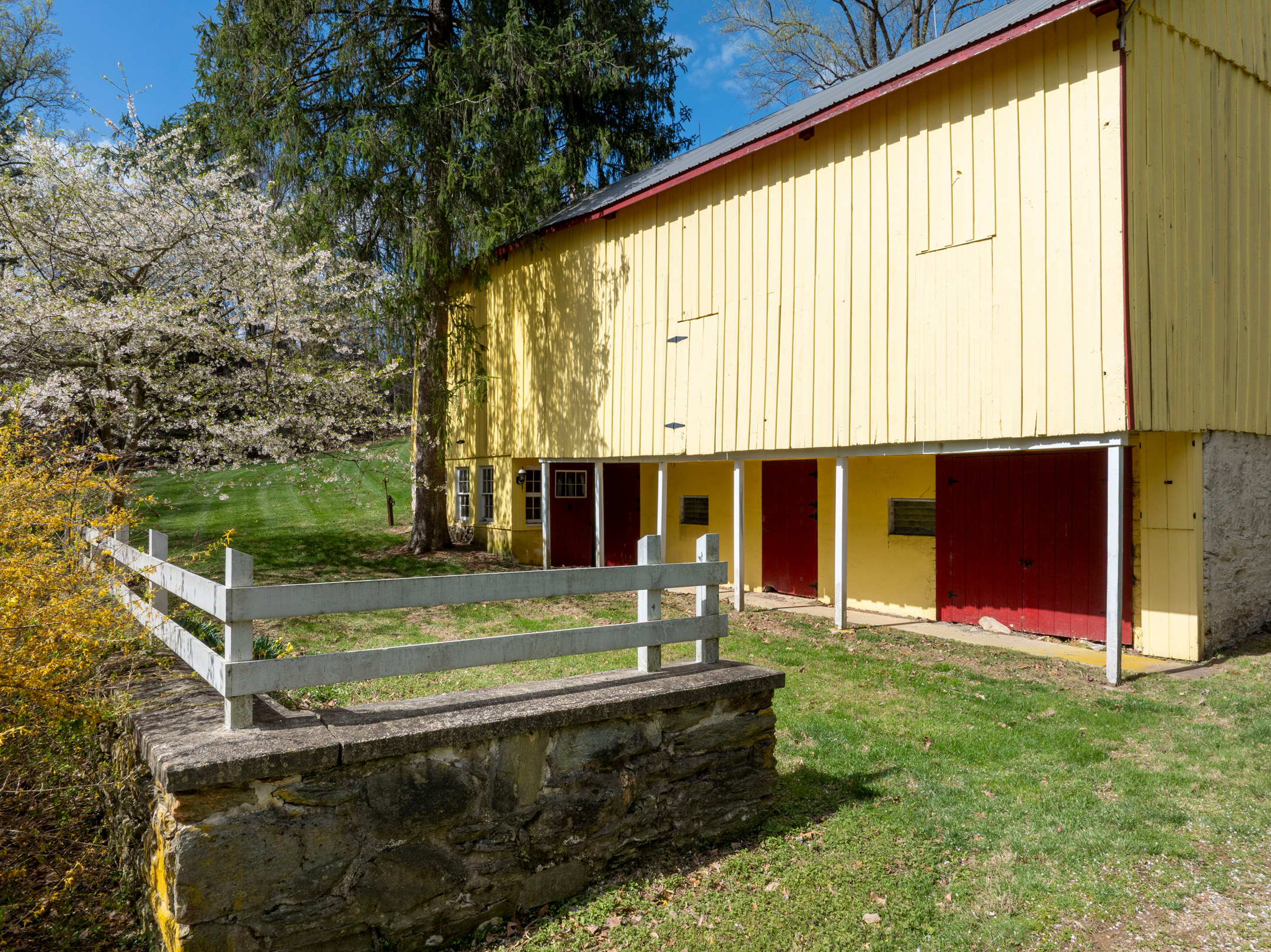 9980 Douglas Road Red Lion PA 17356