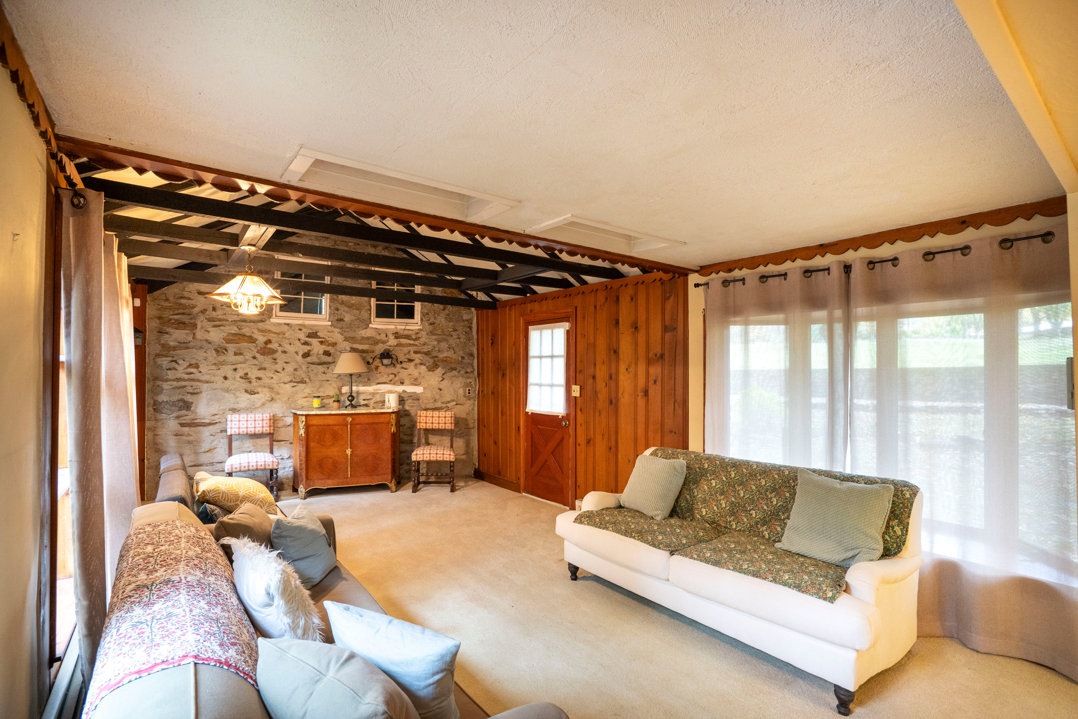 9980 Douglas Road Red Lion PA 17356