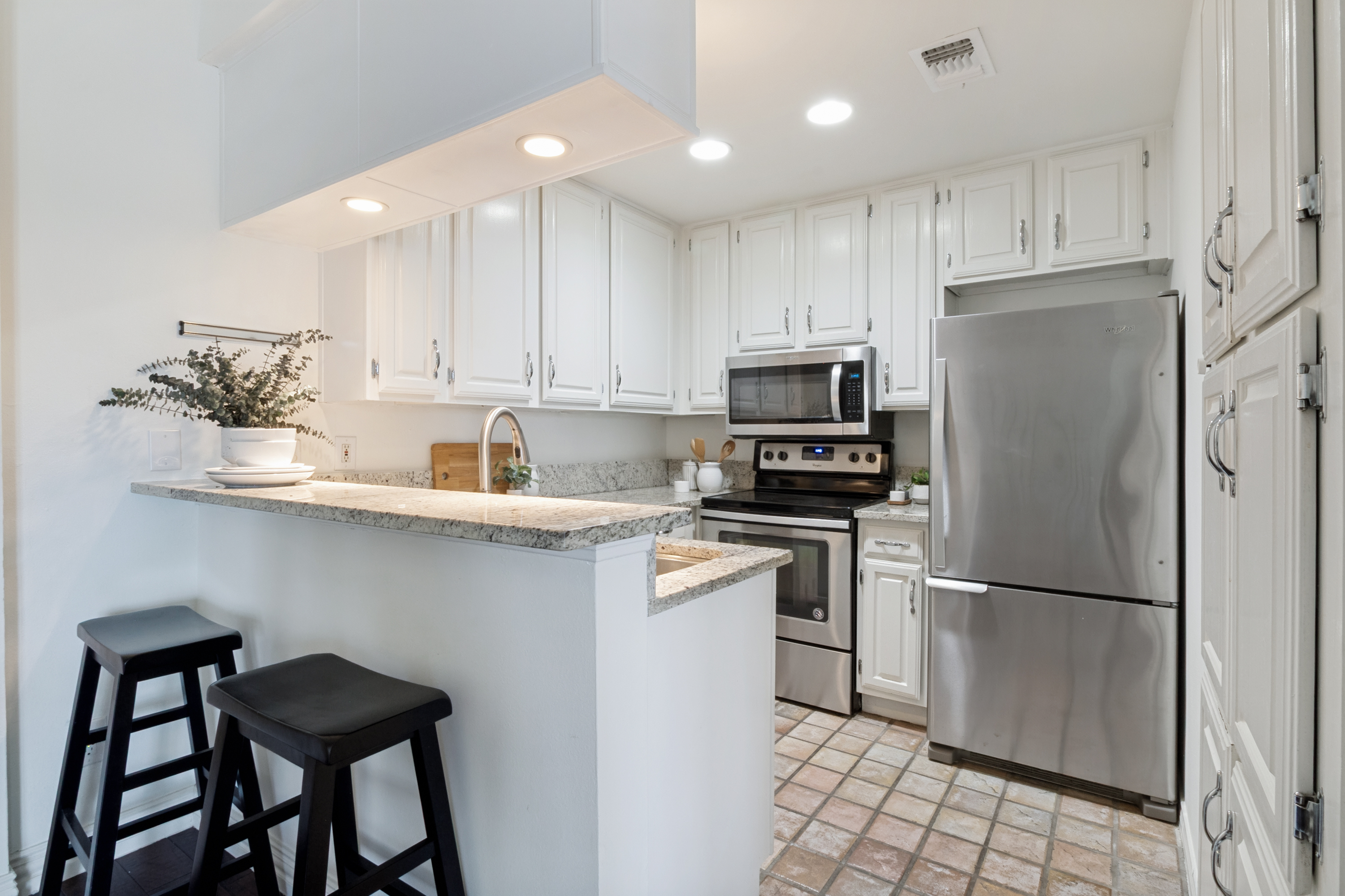 4034 Rawlins Street Dallas TX 75219