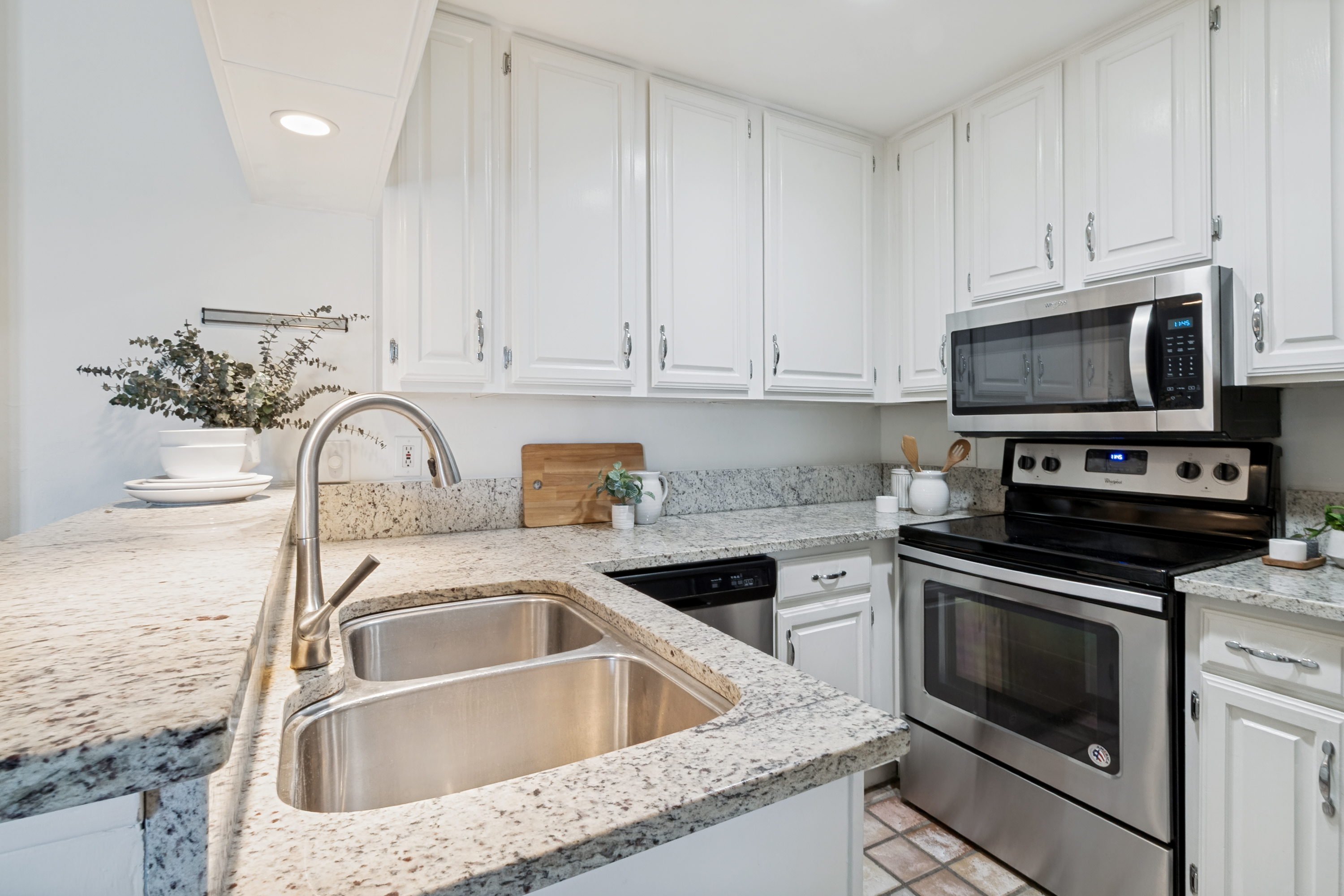 4034 Rawlins Street Dallas TX 75219