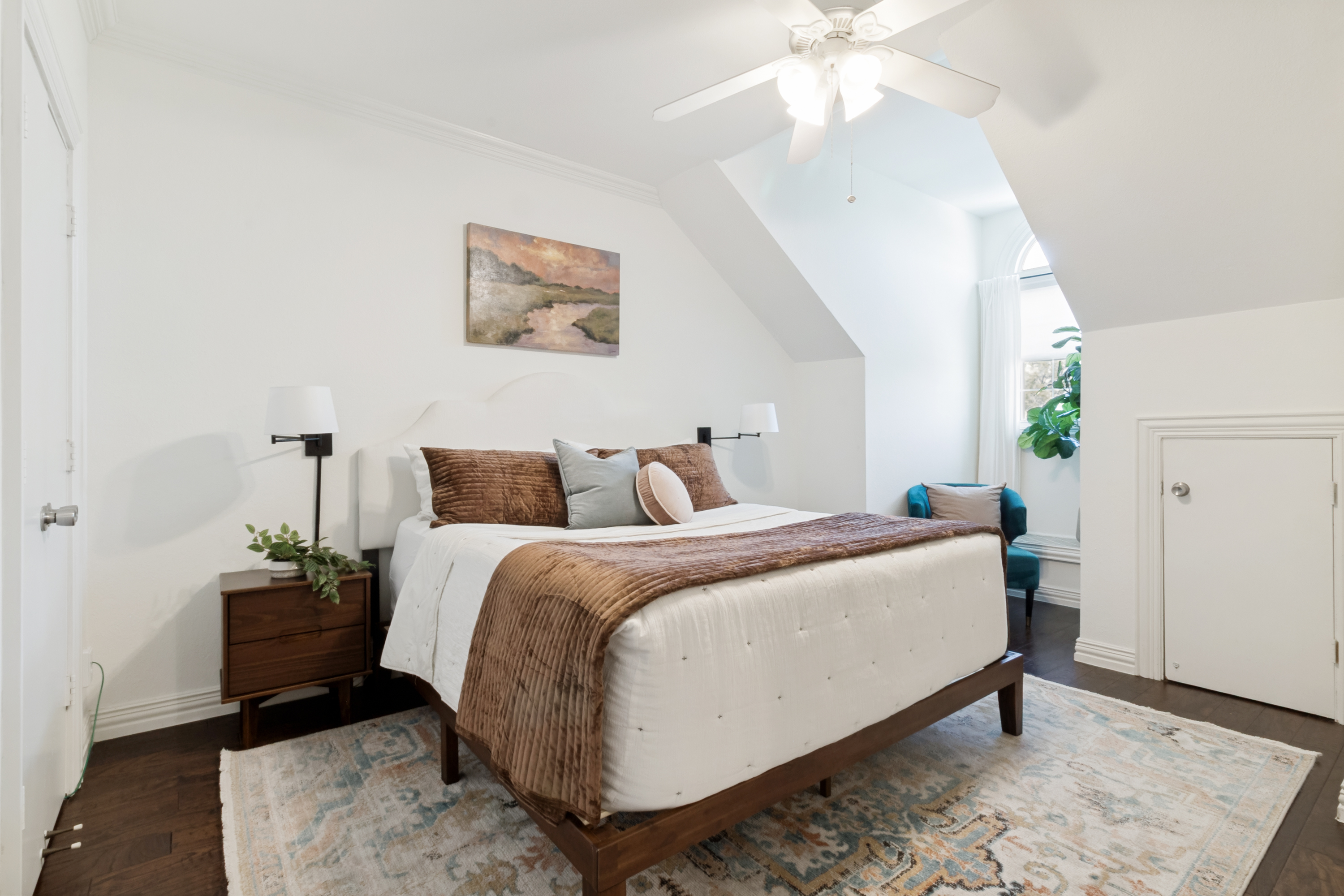 4034 Rawlins Street Dallas TX 75219