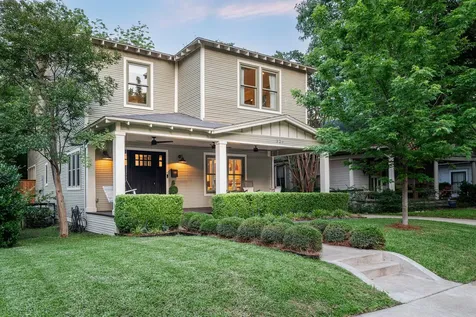 326 S Edgefield Avenue Dallas TX 75208