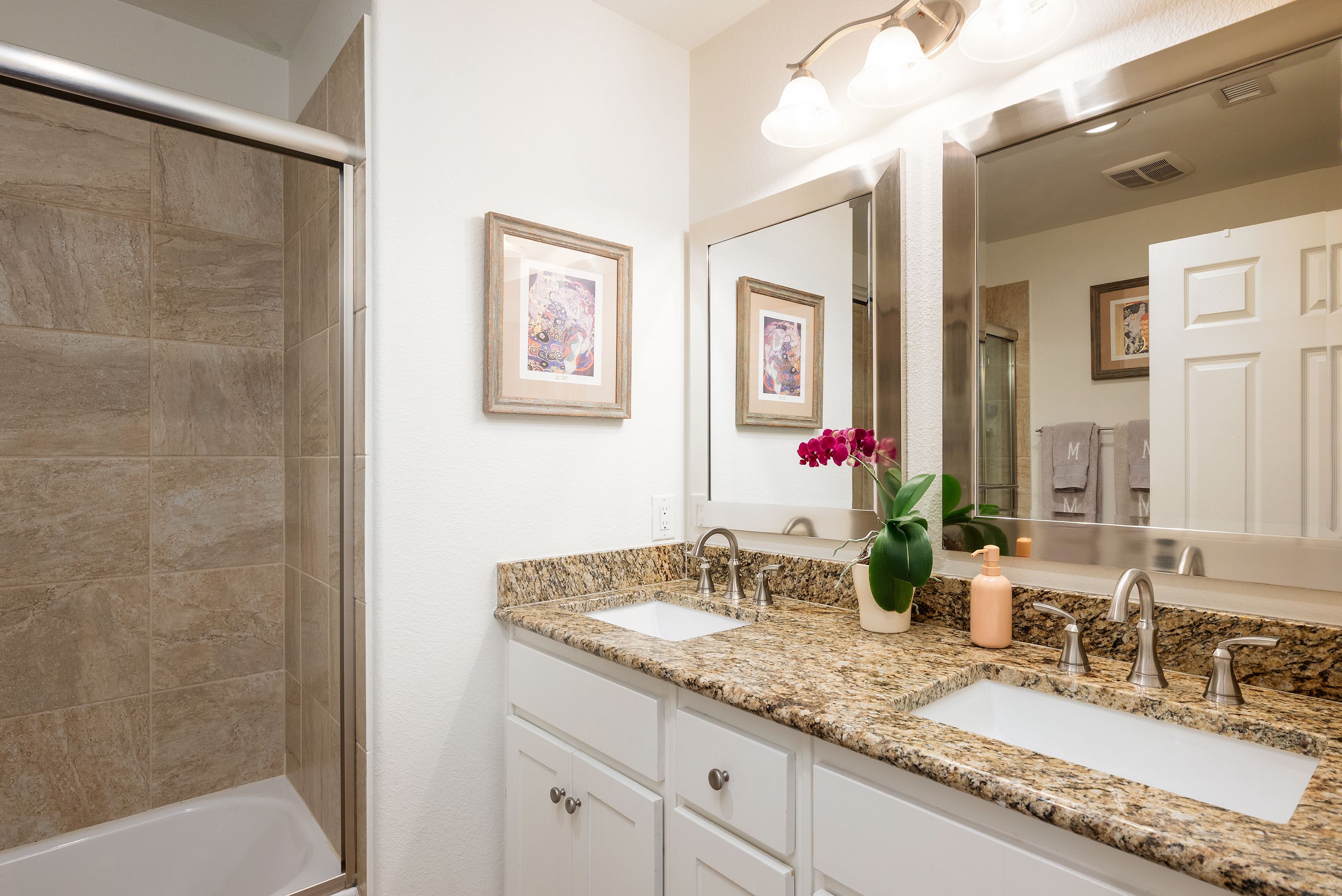 326 S Edgefield Avenue Dallas TX 75208