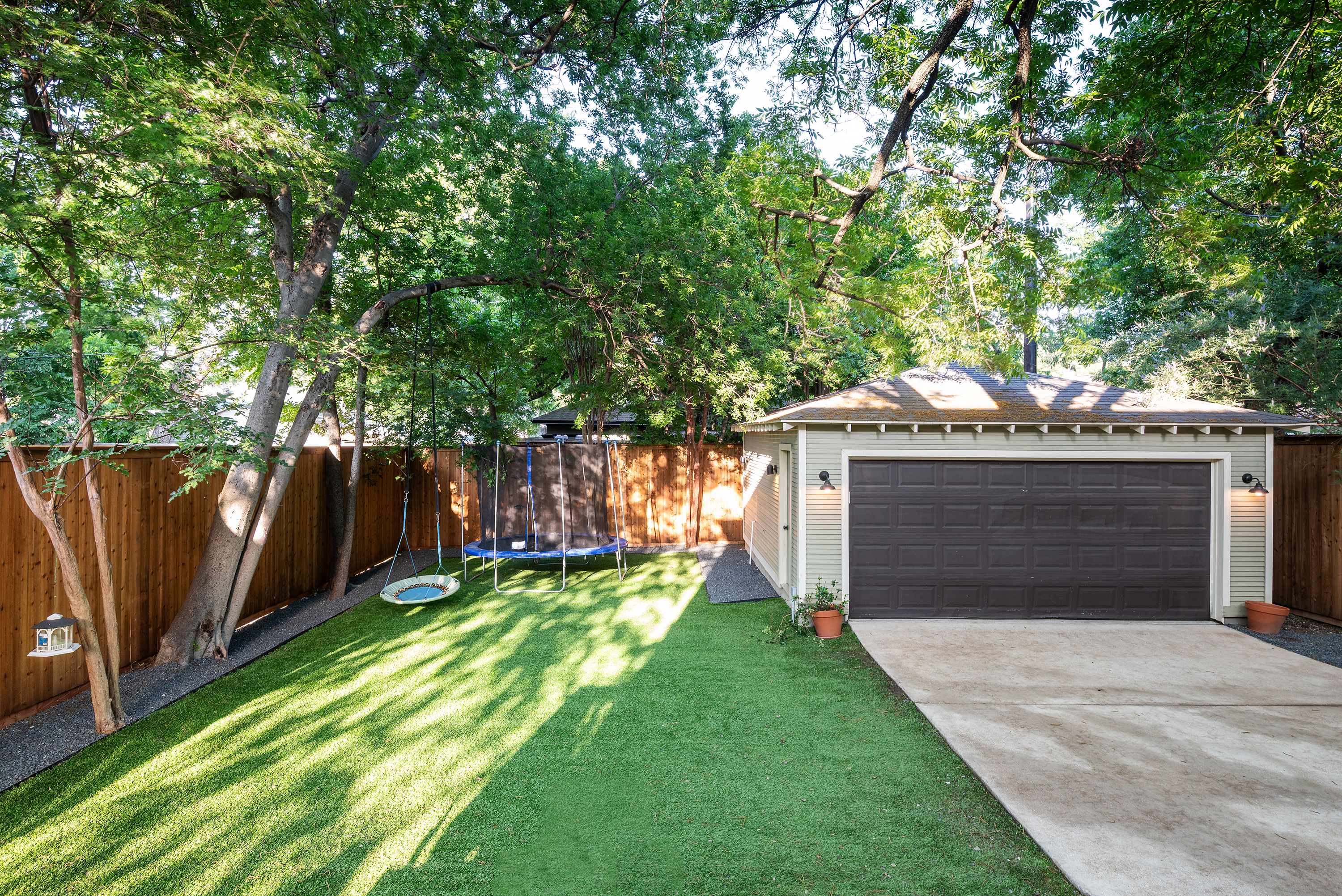 326 S Edgefield Avenue Dallas TX 75208