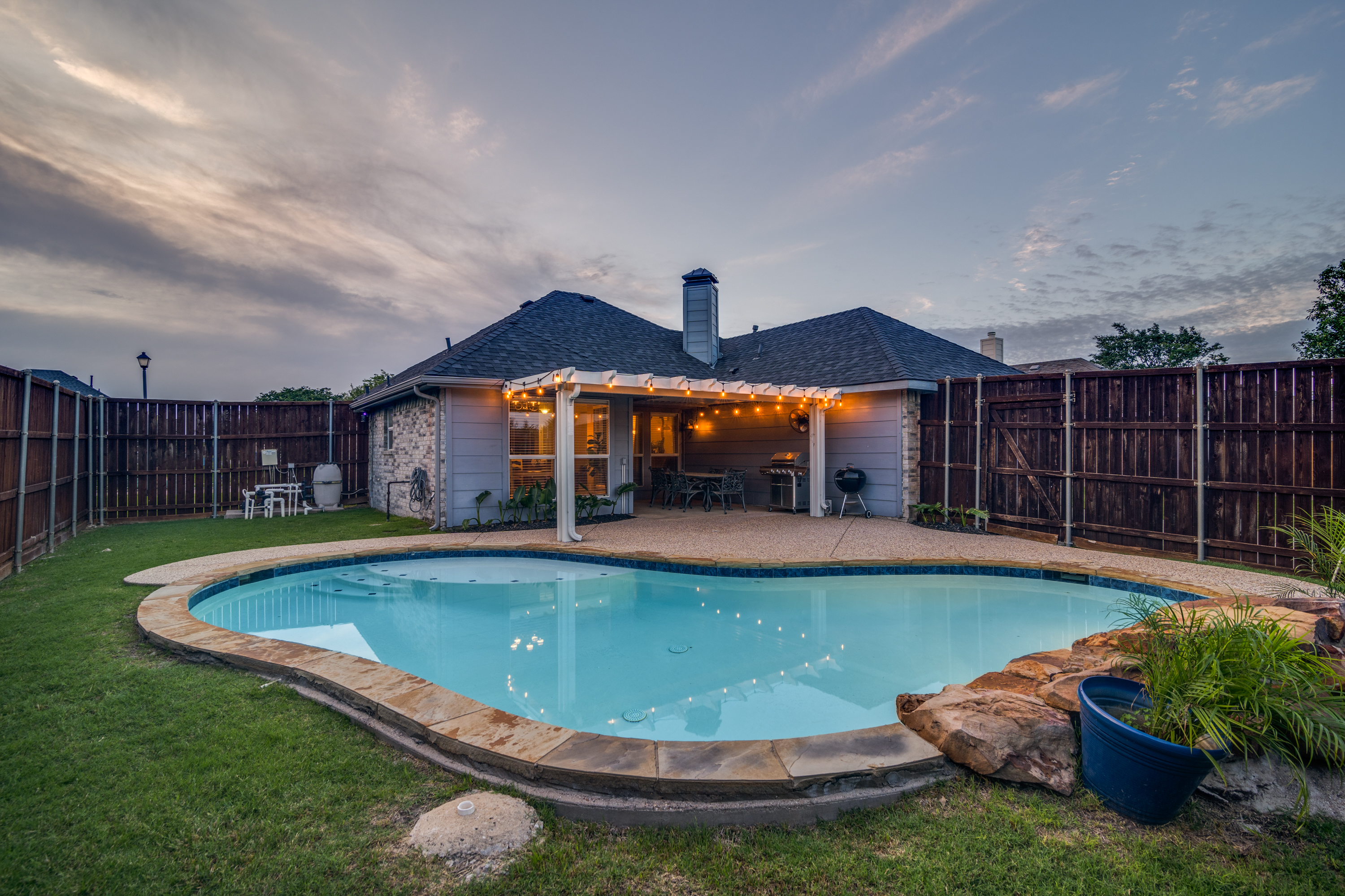 2870 Hampshire Lane Rockwall TX 75032