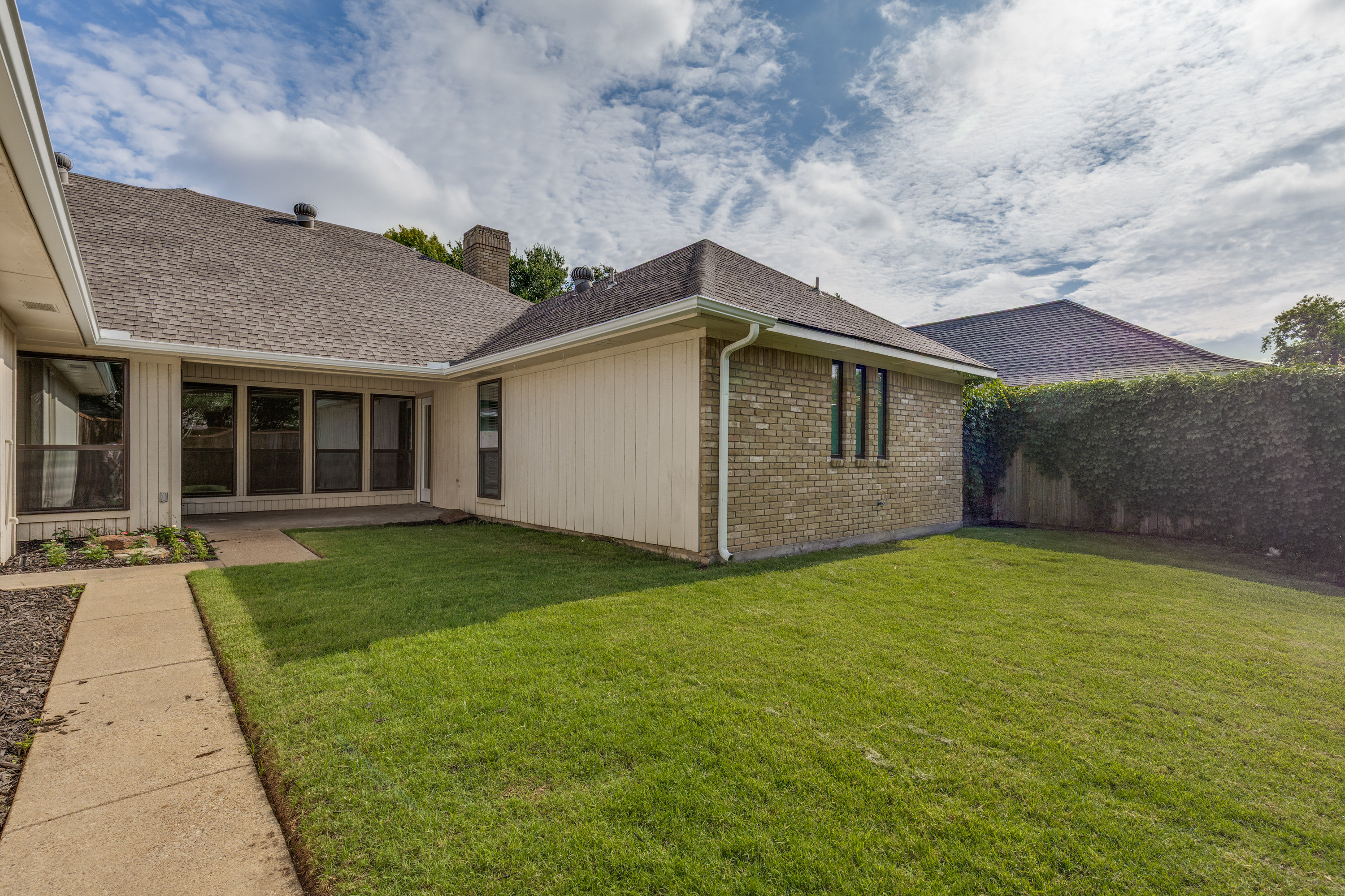 6432 Wrenwood Drive Dallas TX 75252
