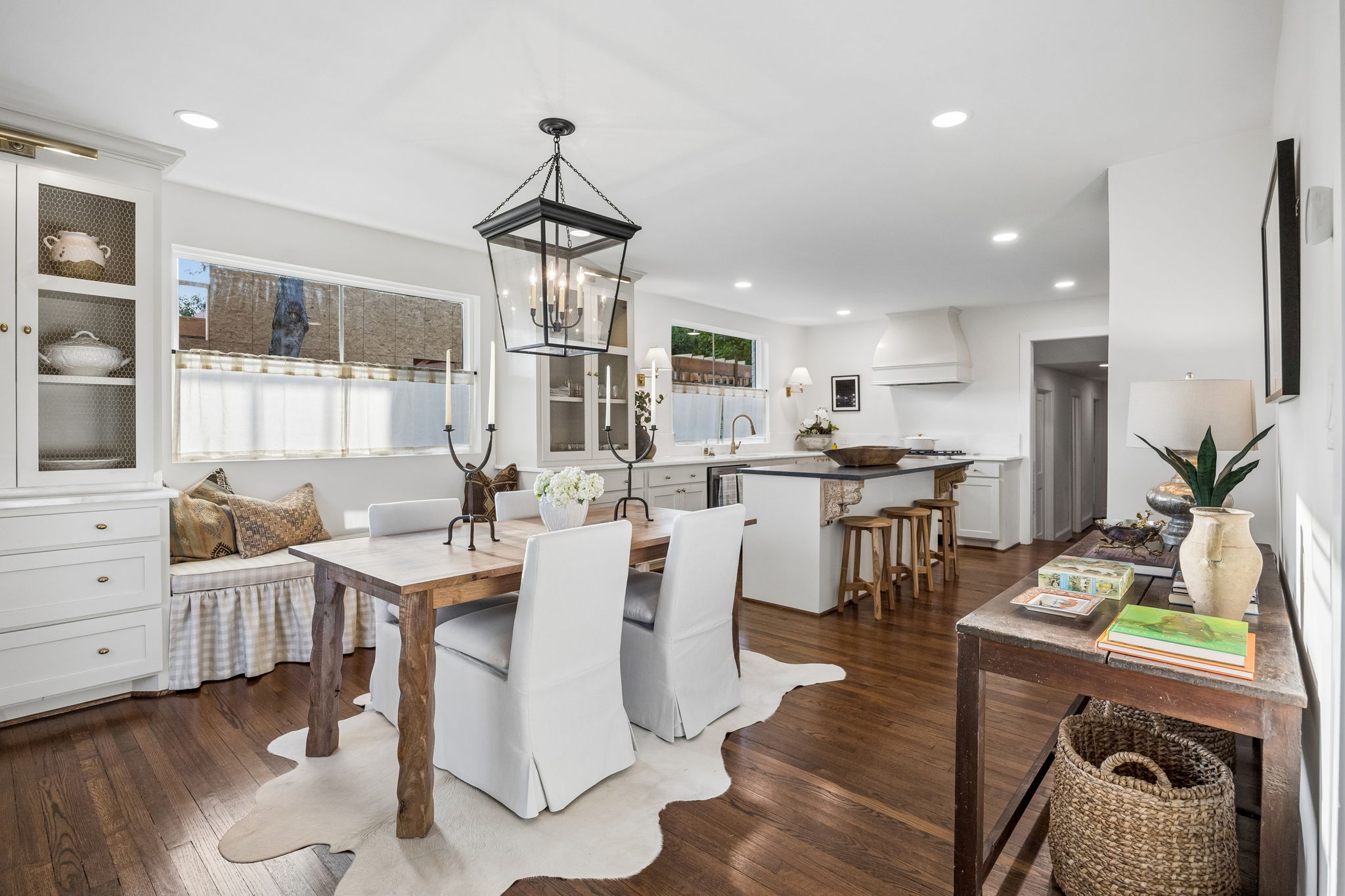 6839 Gaston Avenue Dallas TX 75214