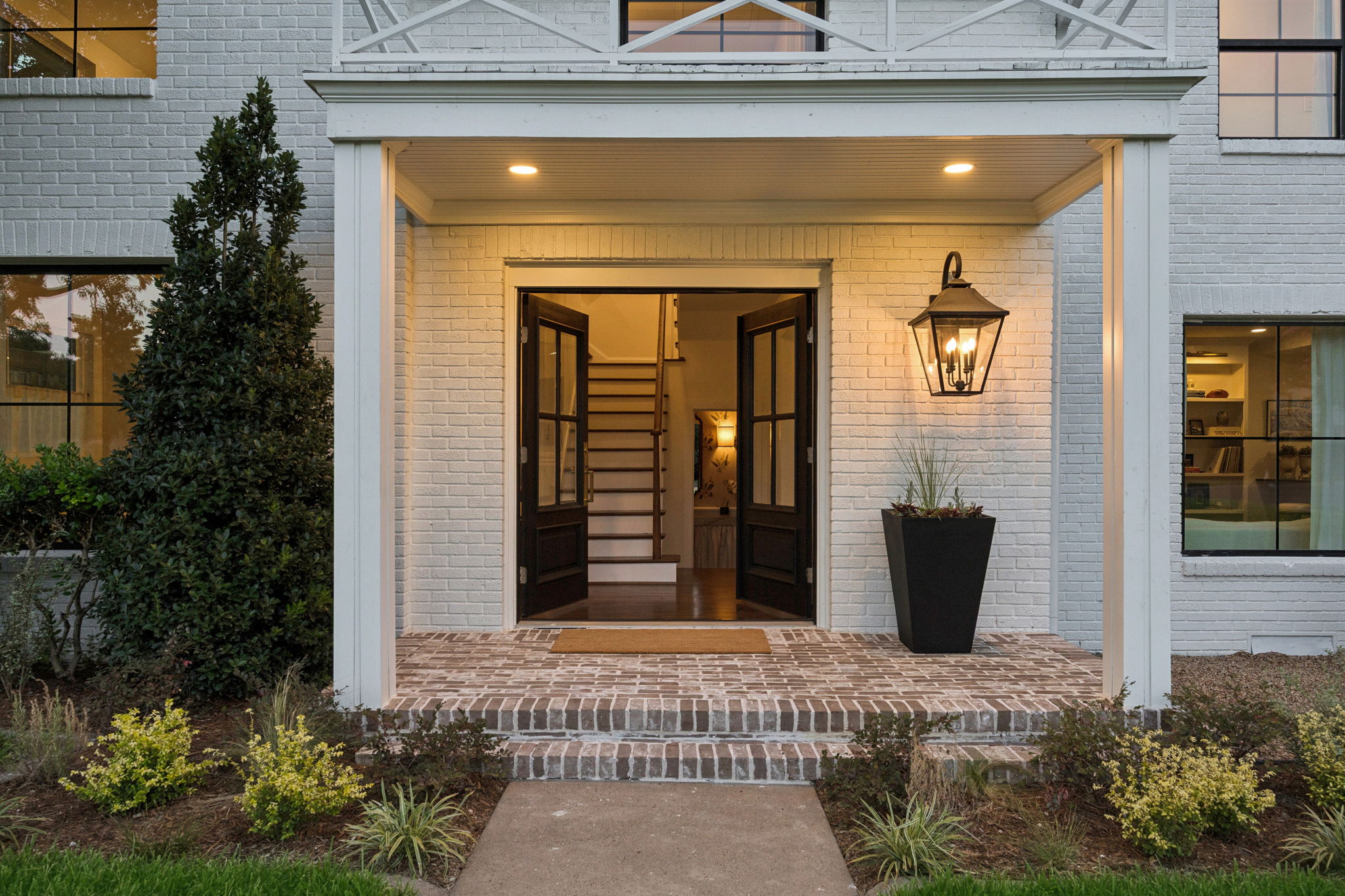 6839 Gaston Avenue Dallas TX 75214