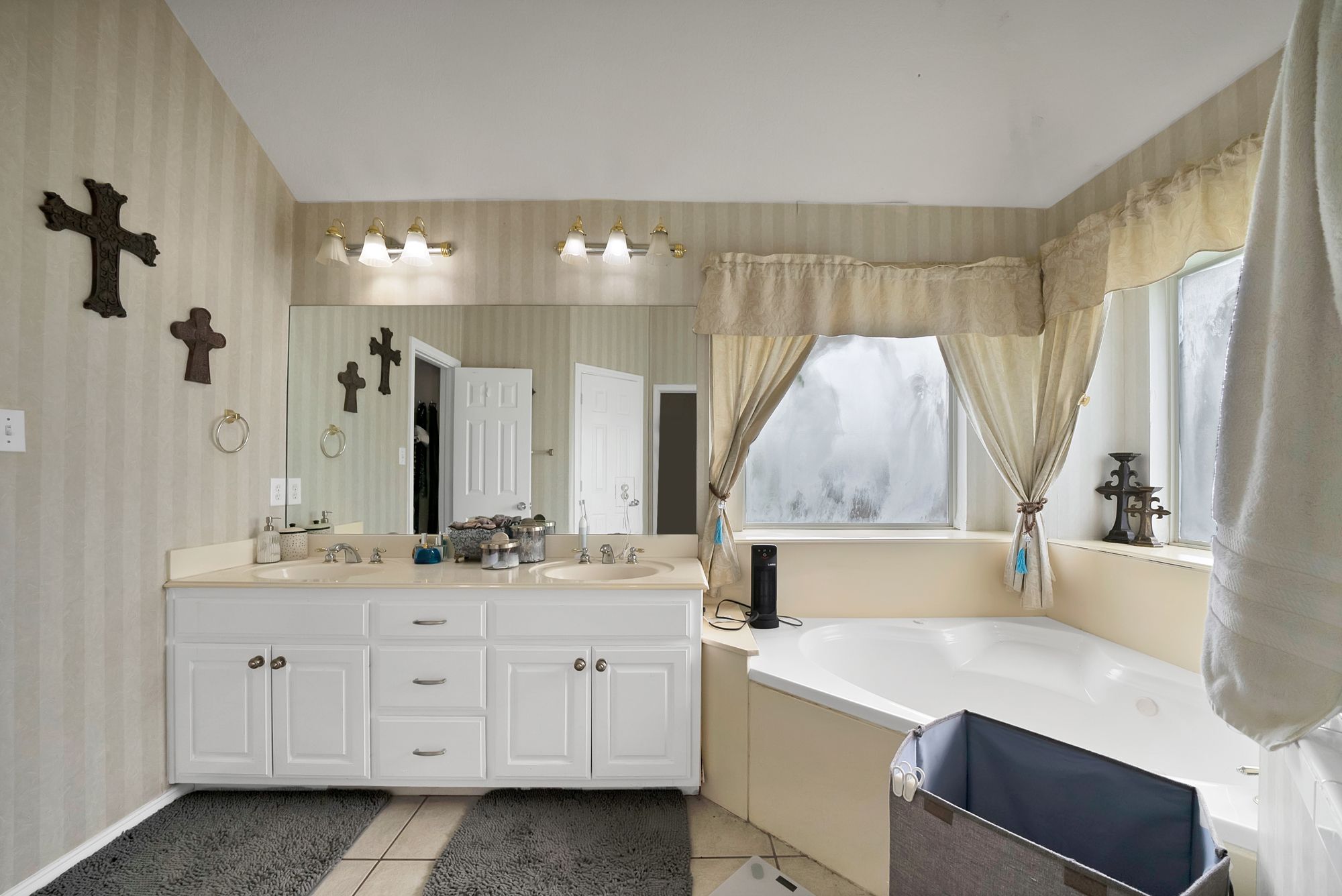 503 Hilltop Place Joshua TX 76058