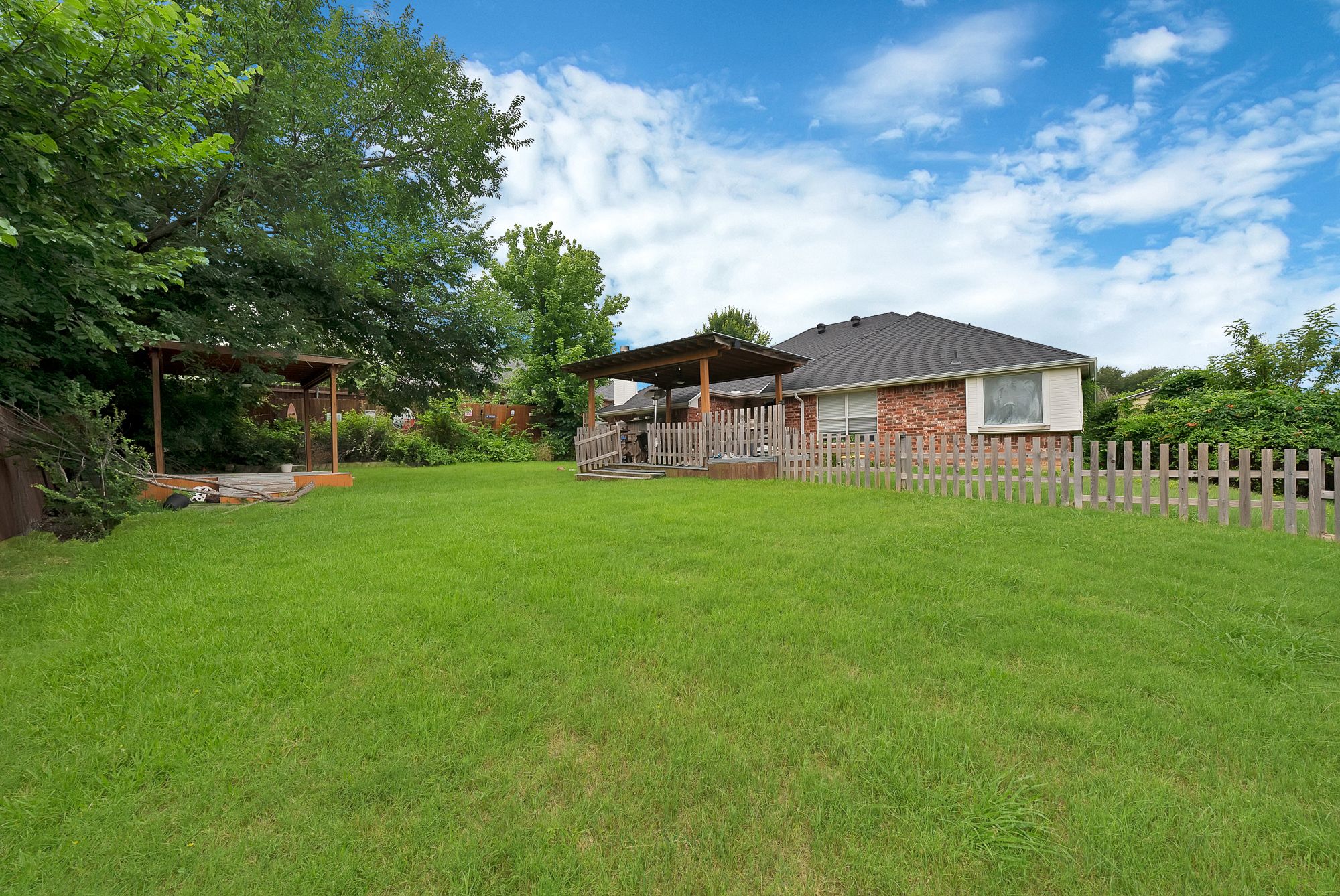 503 Hilltop Place Joshua TX 76058