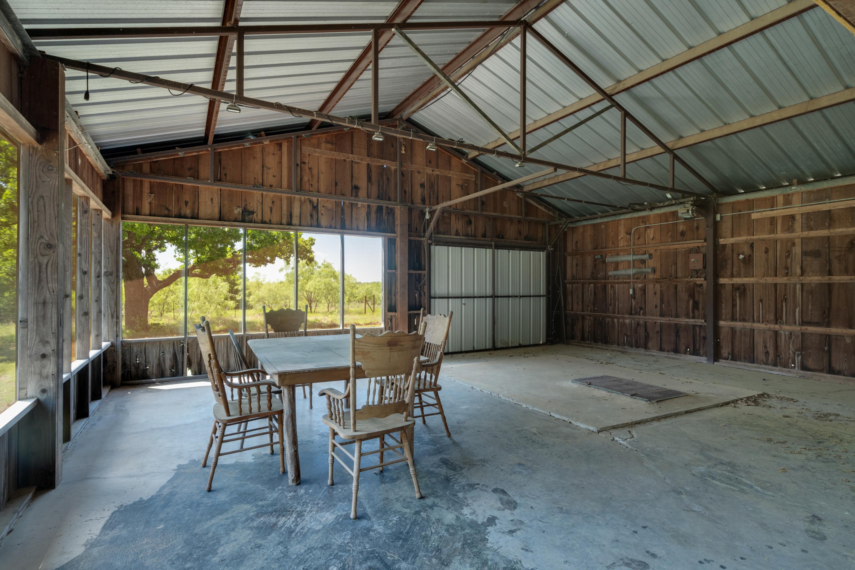 3377 Lodge Creek Road Henrietta TX 76365