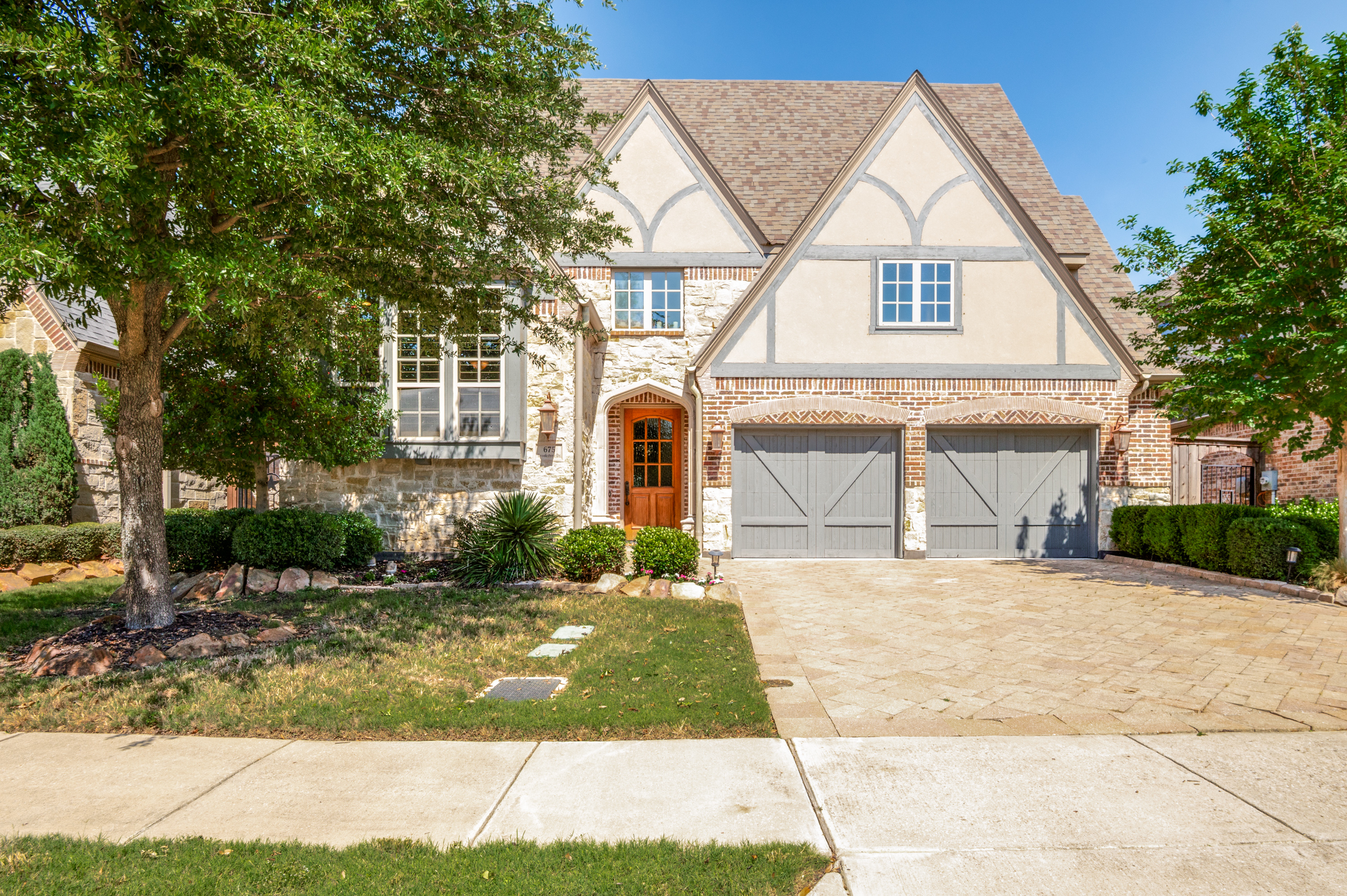 675 Brookstone Drive Irving TX 75039