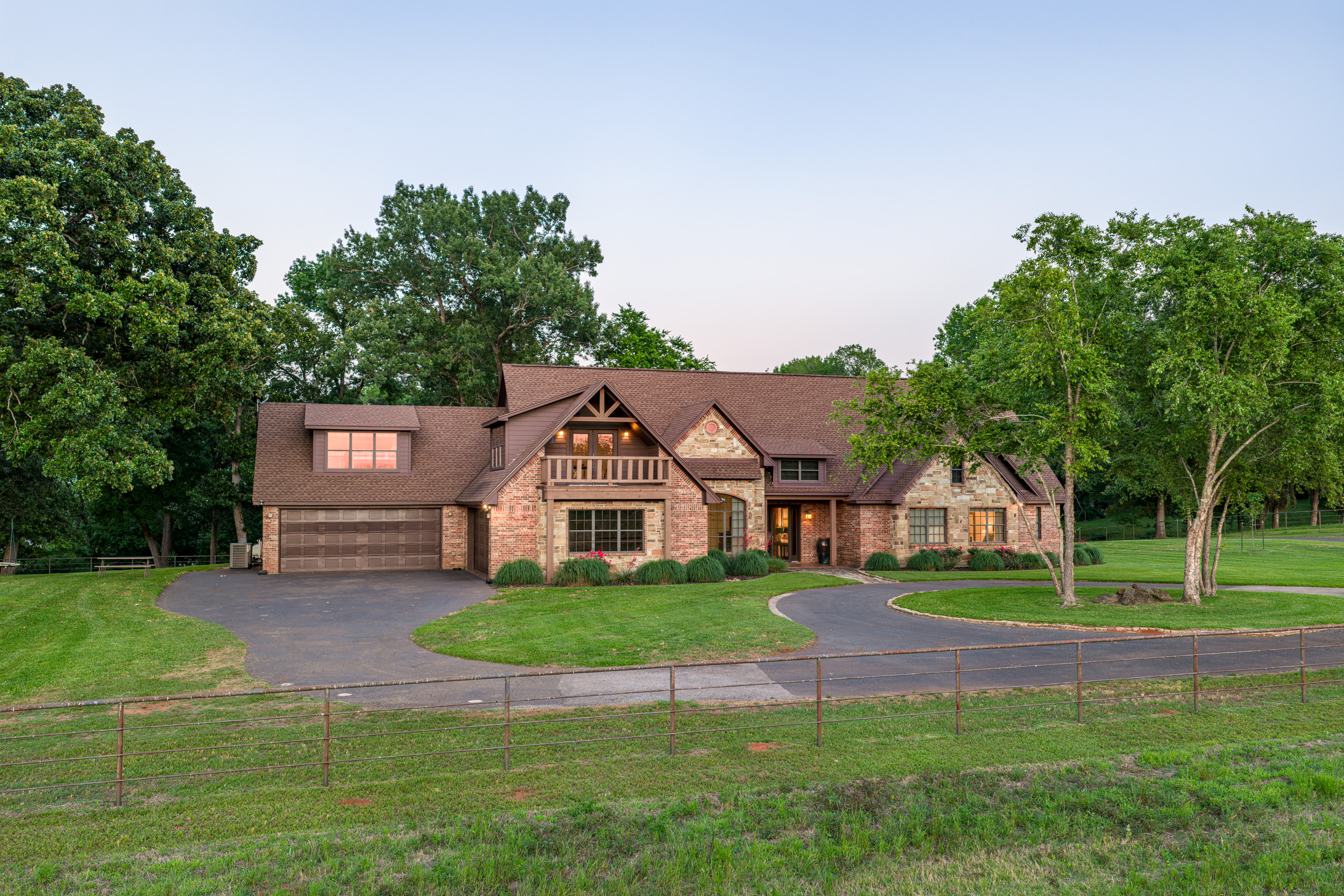 1281 County Road 3113 Jacksonville TX 75766