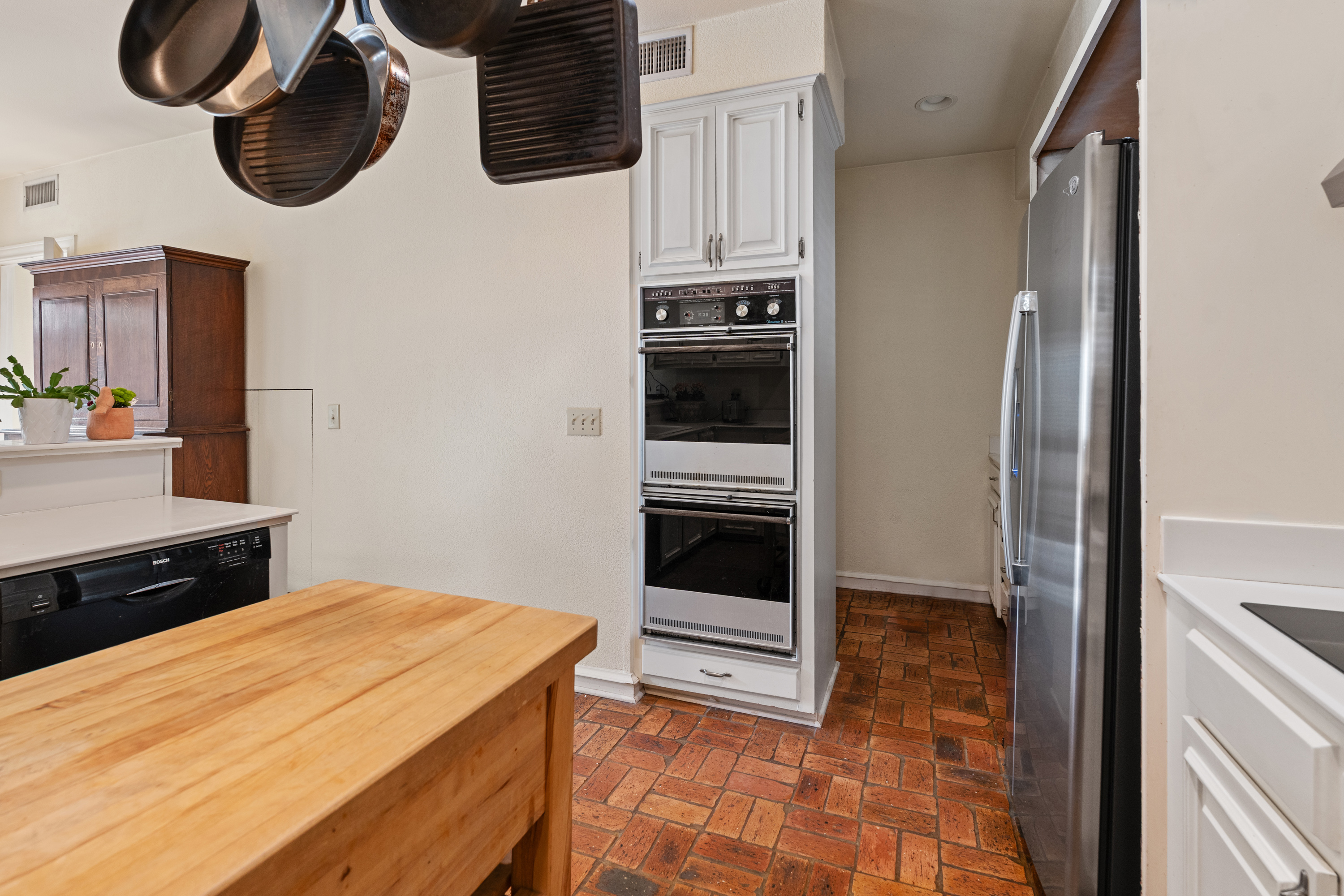 3 Royal Terrace Court Dallas TX 75225