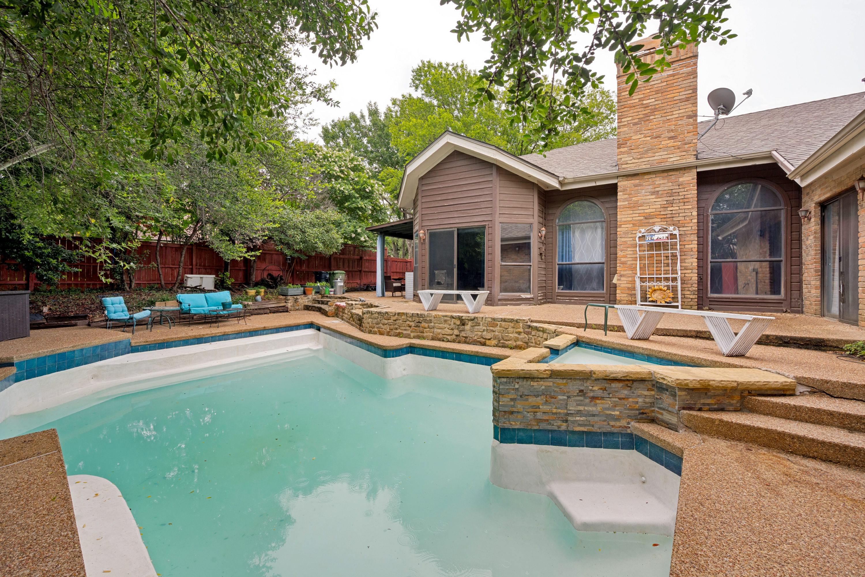 2512 Winding Hollow Lane Arlington TX 76006