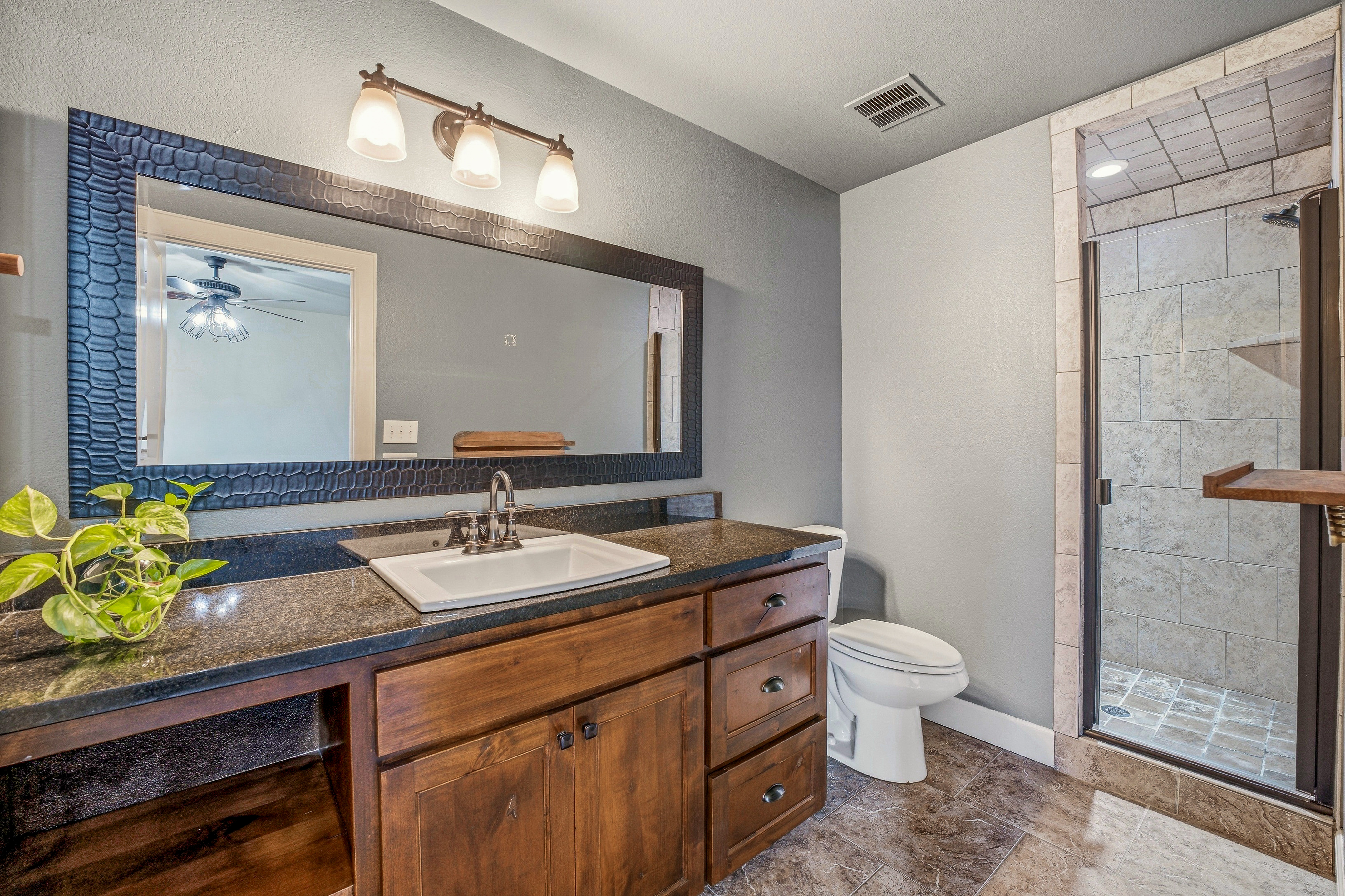 907 Cherry Street Graham TX 76450