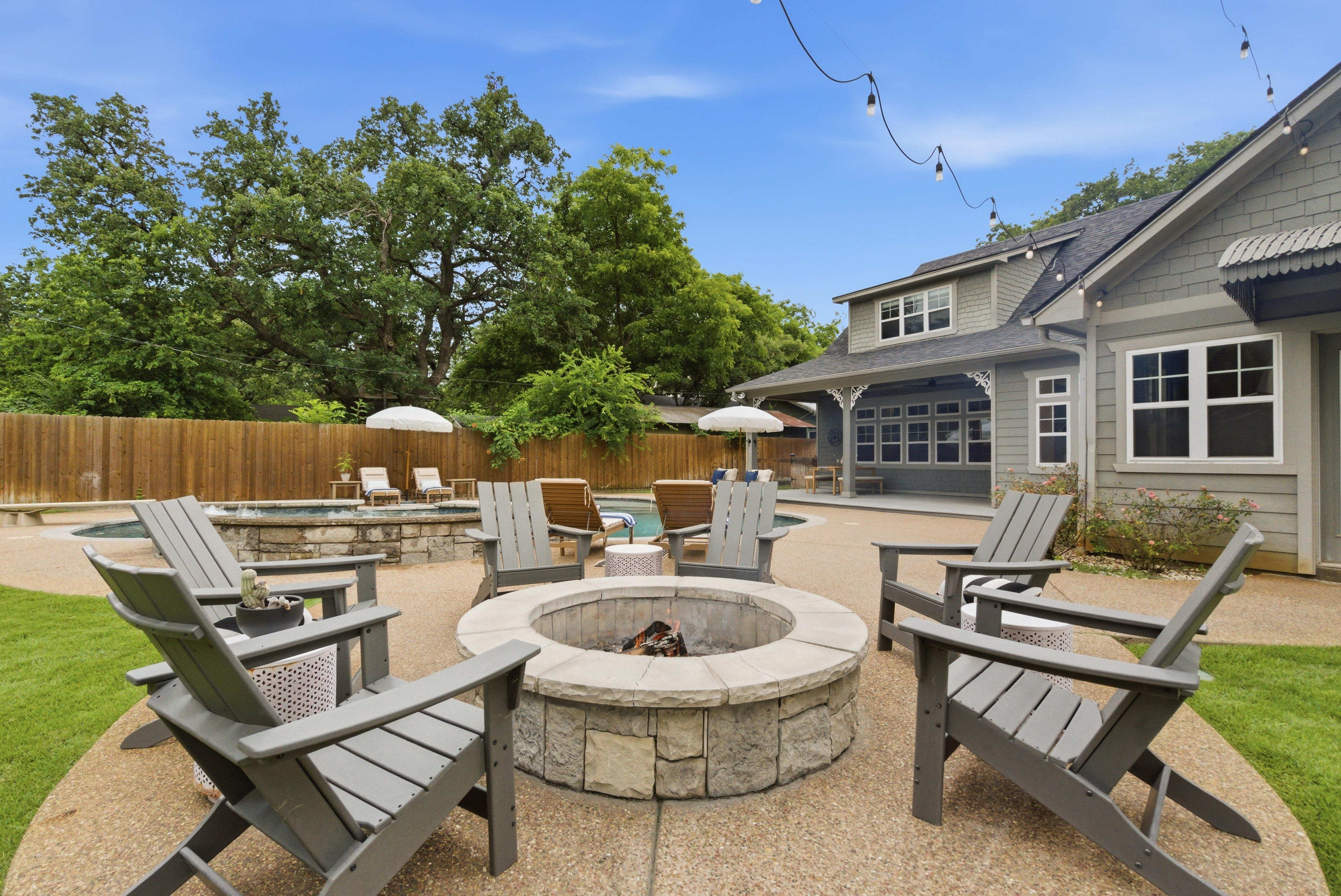 907 Cherry Street Graham TX 76450