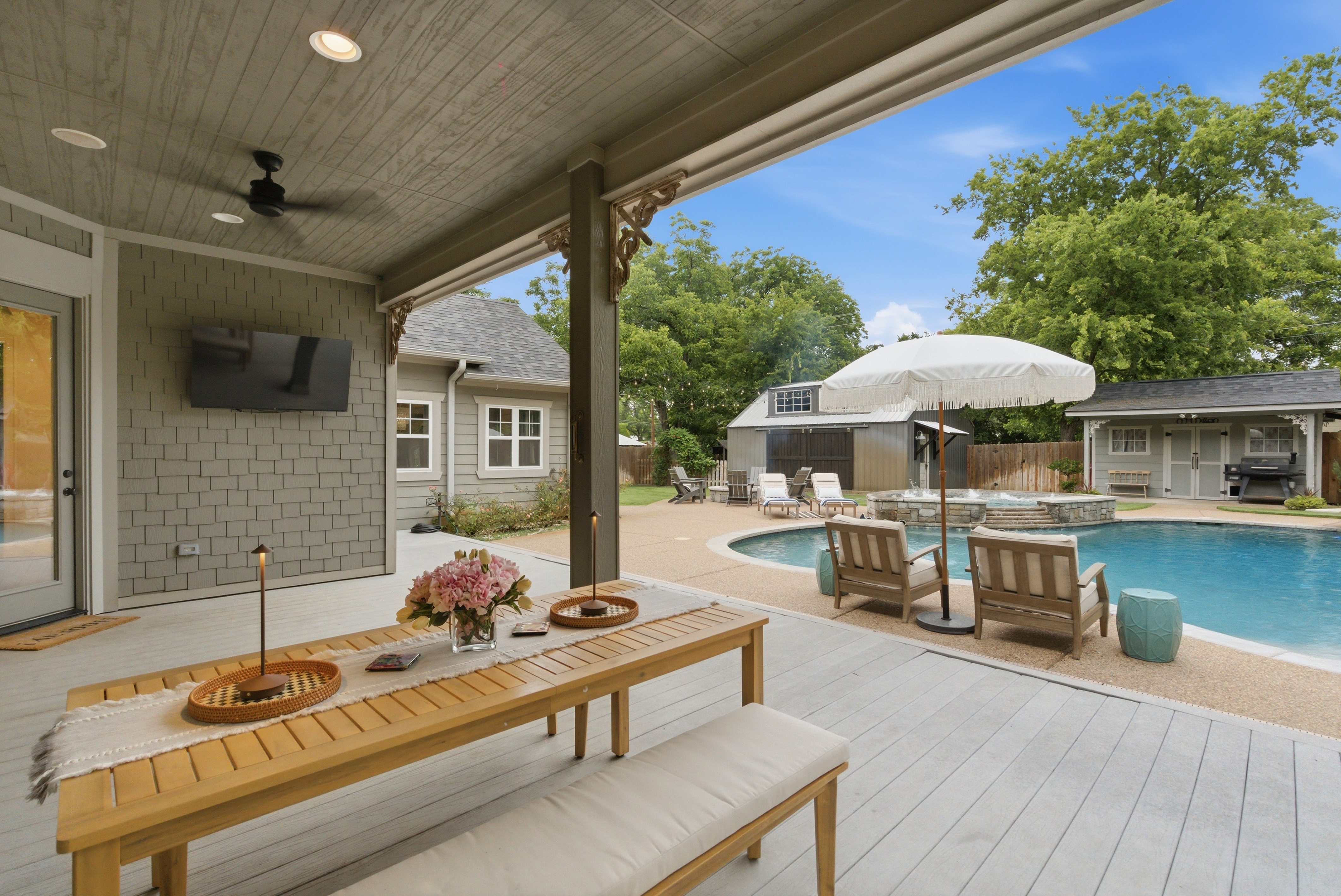 907 Cherry Street Graham TX 76450