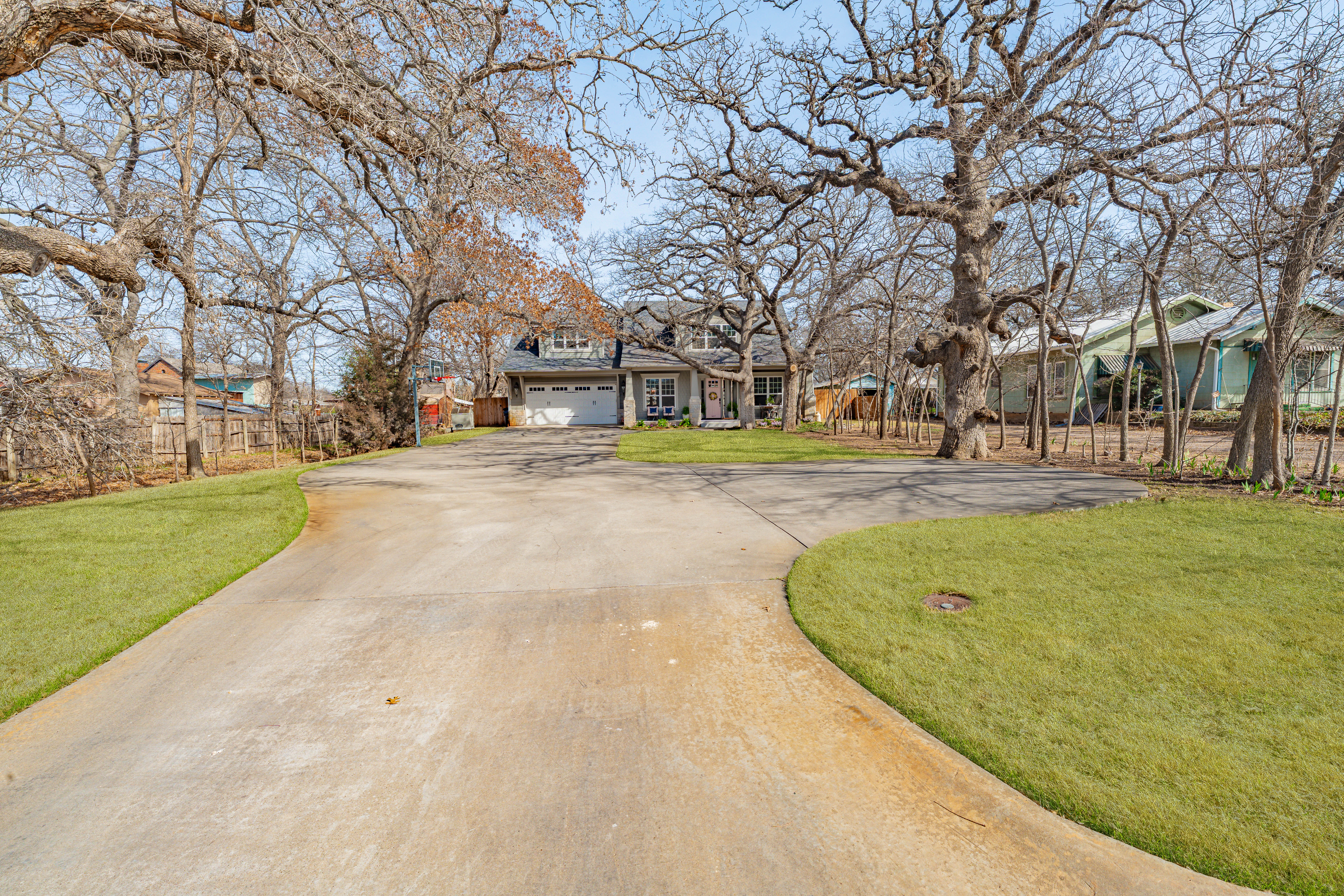 907 Cherry Street Graham TX 76450