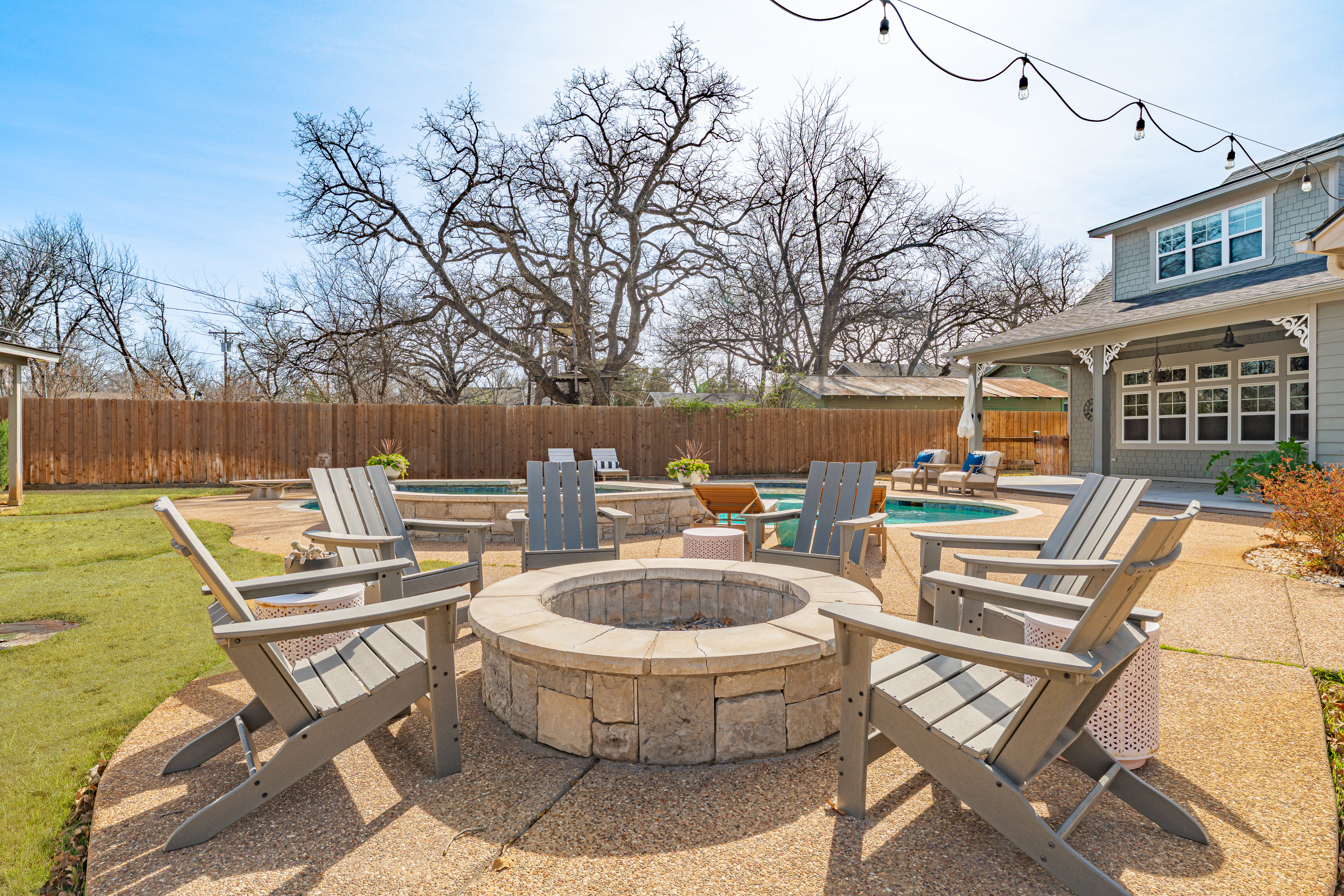 907 Cherry Street Graham TX 76450