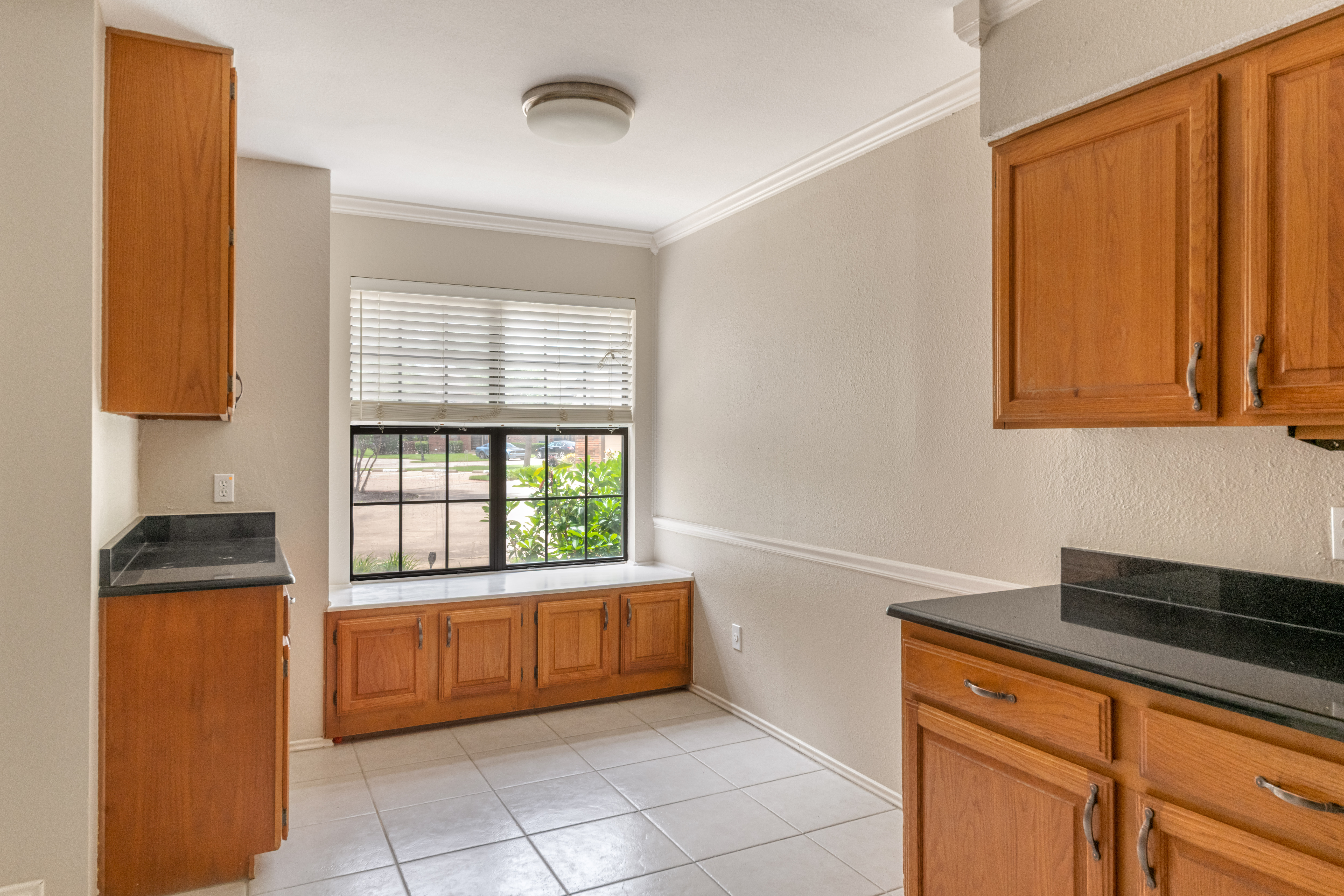 402 Santa Fe Trail Irving TX 75063