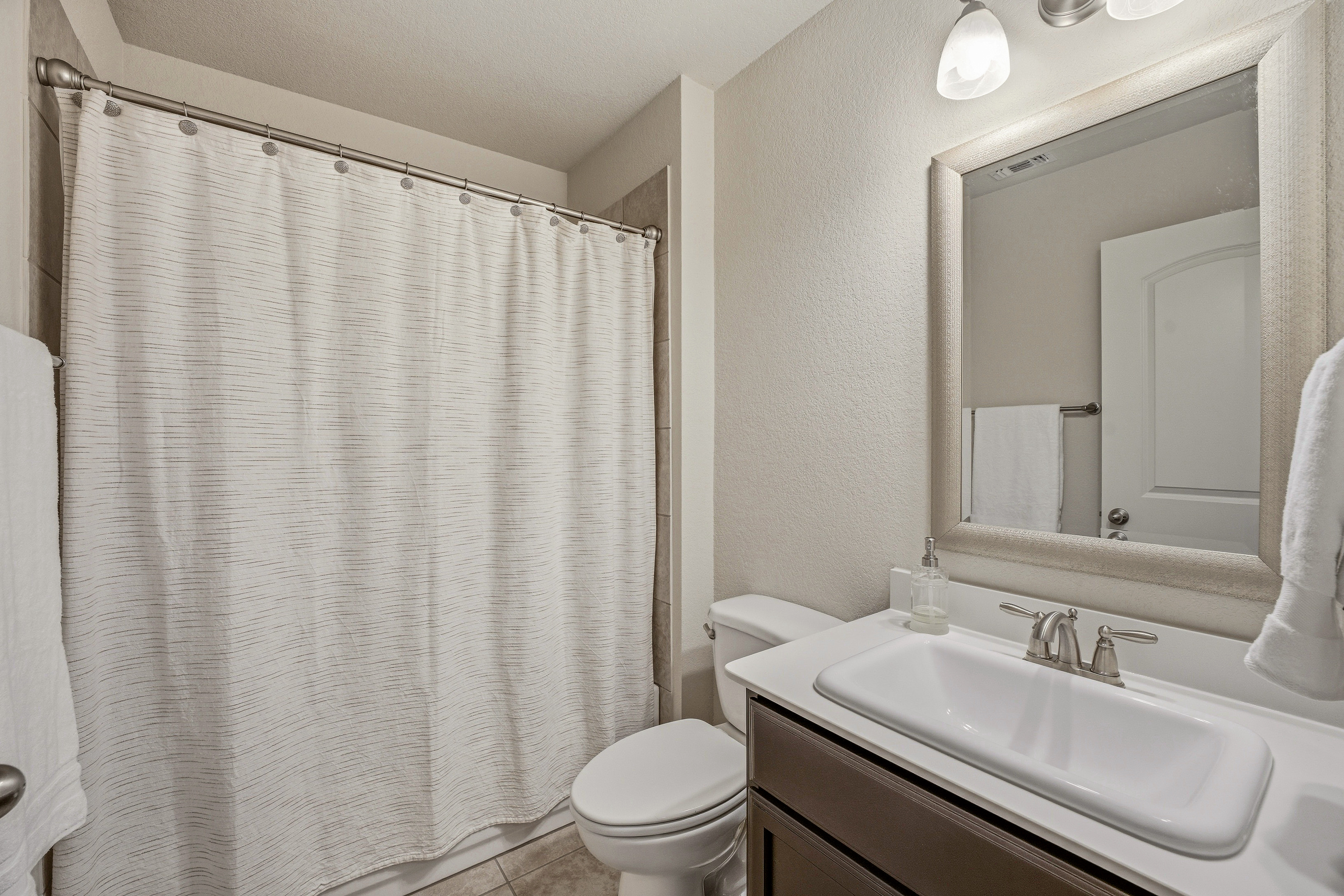 1021 Morningside Drive Burleson TX 76028
