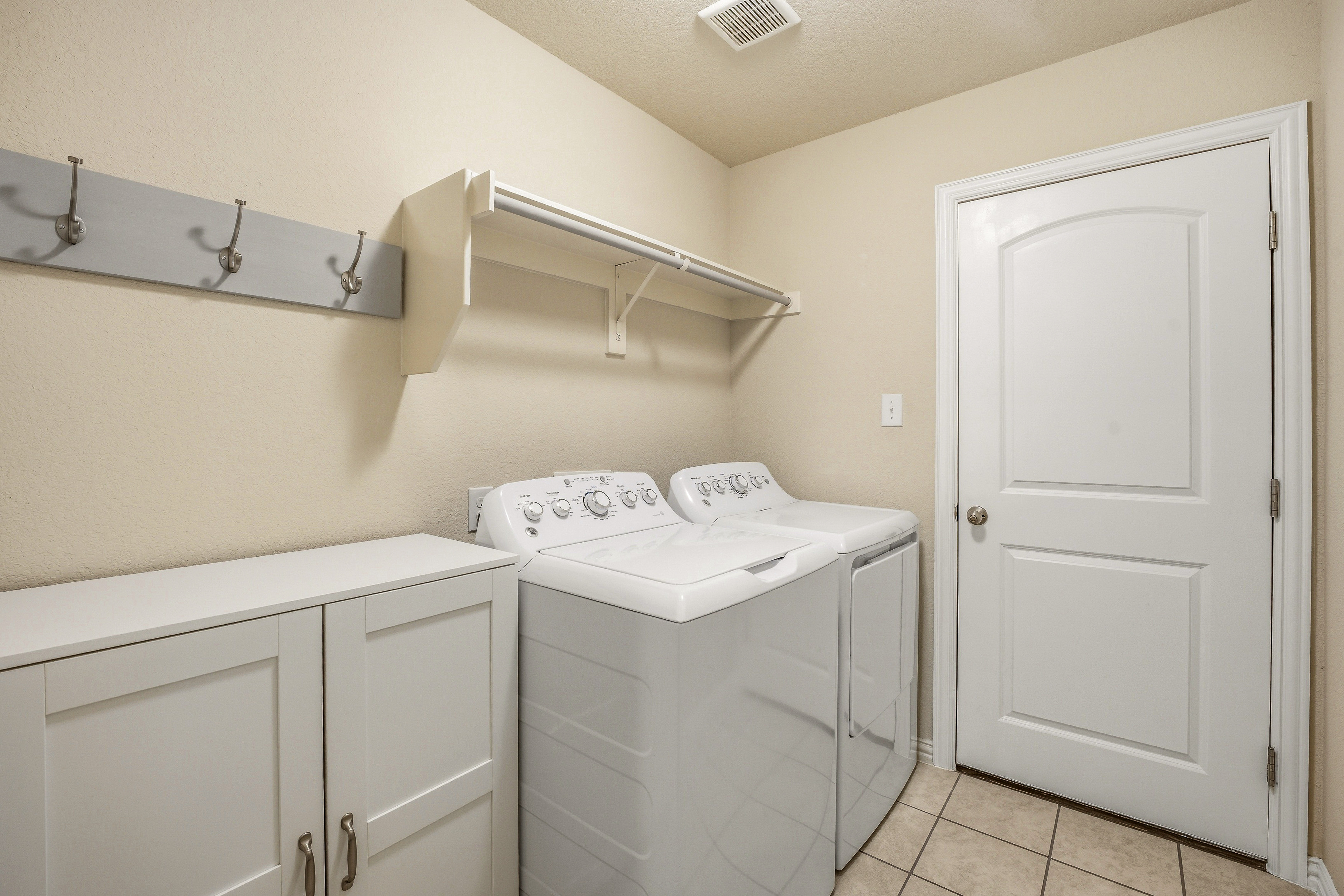 1021 Morningside Drive Burleson TX 76028