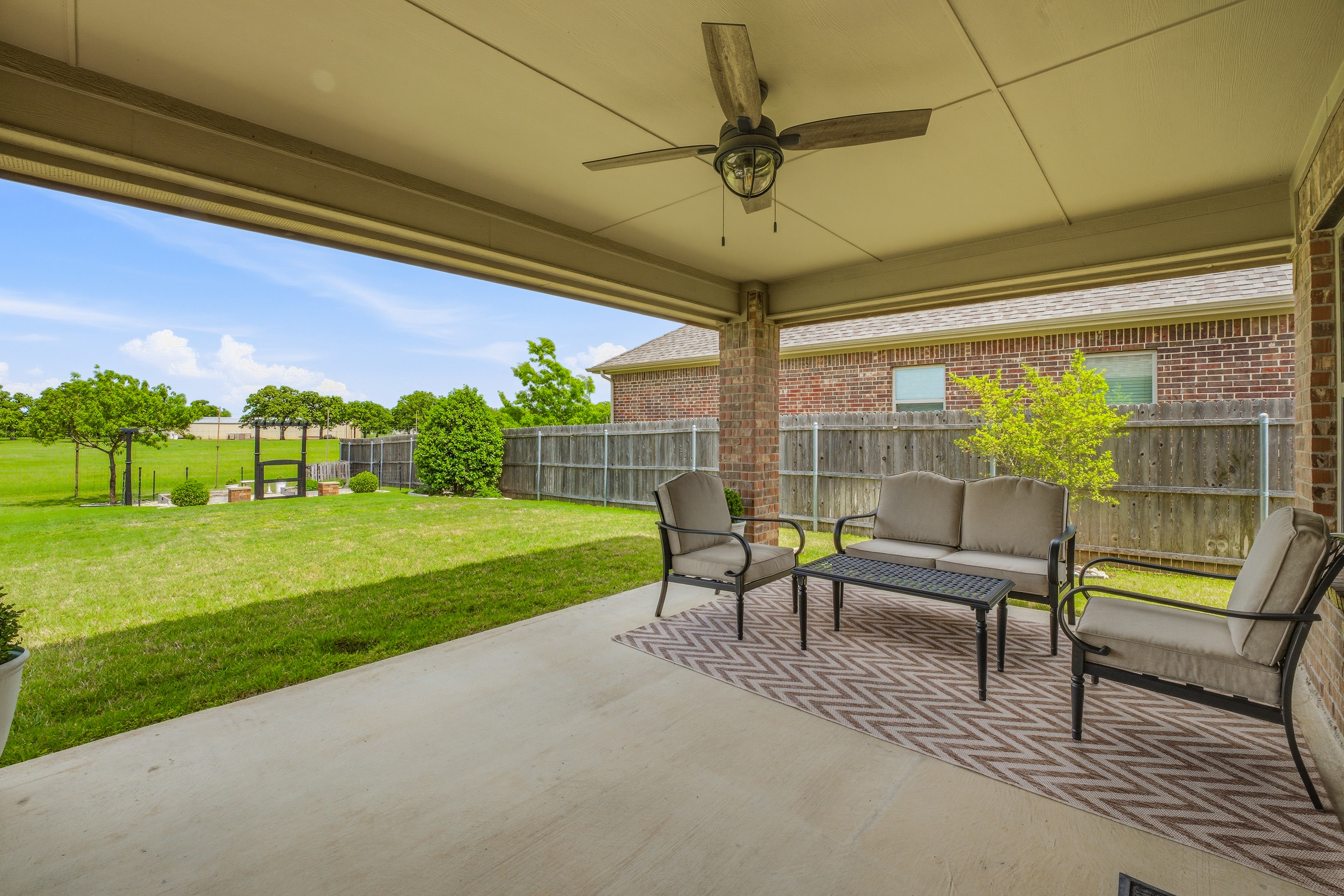 1021 Morningside Drive Burleson TX 76028