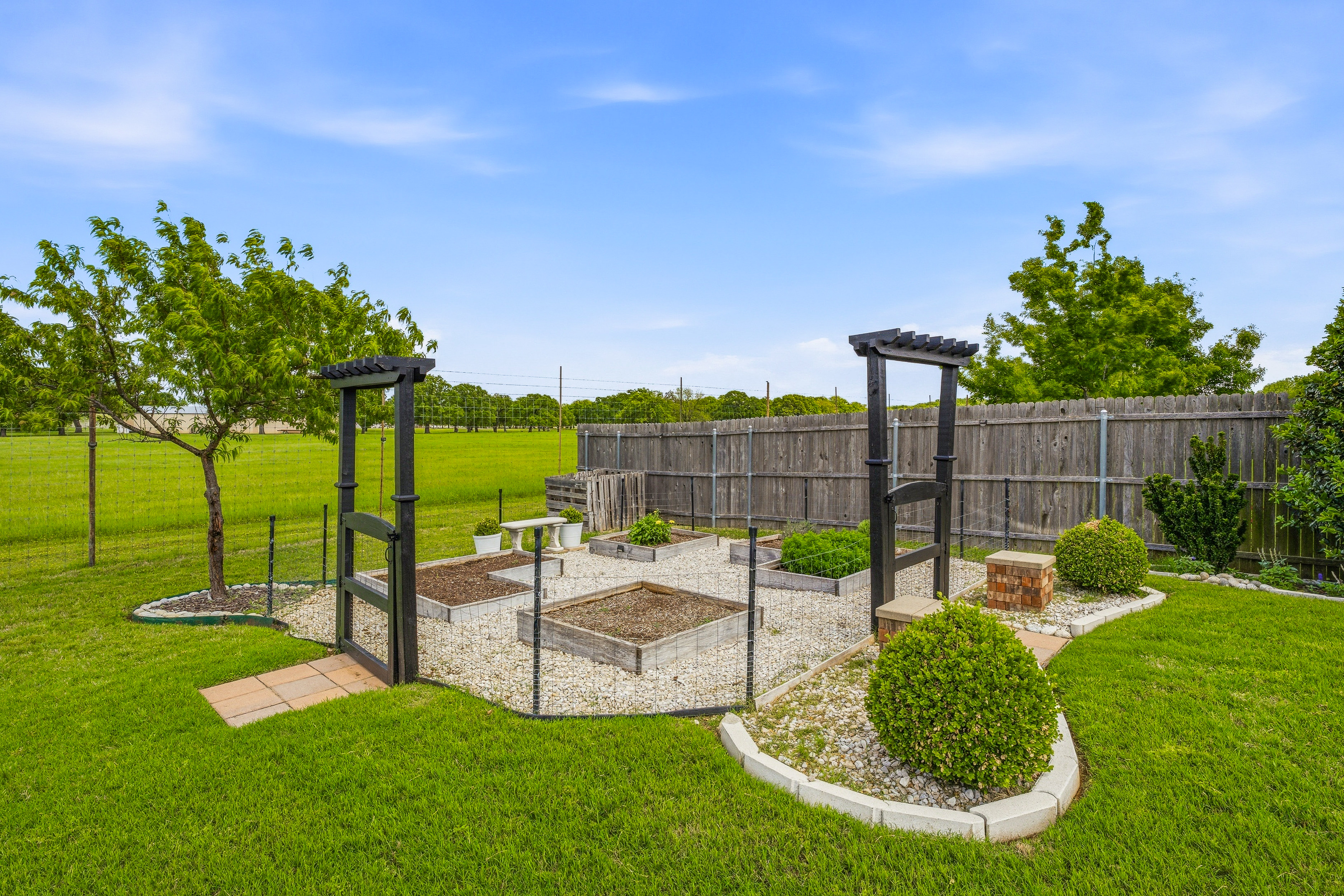 1021 Morningside Drive Burleson TX 76028