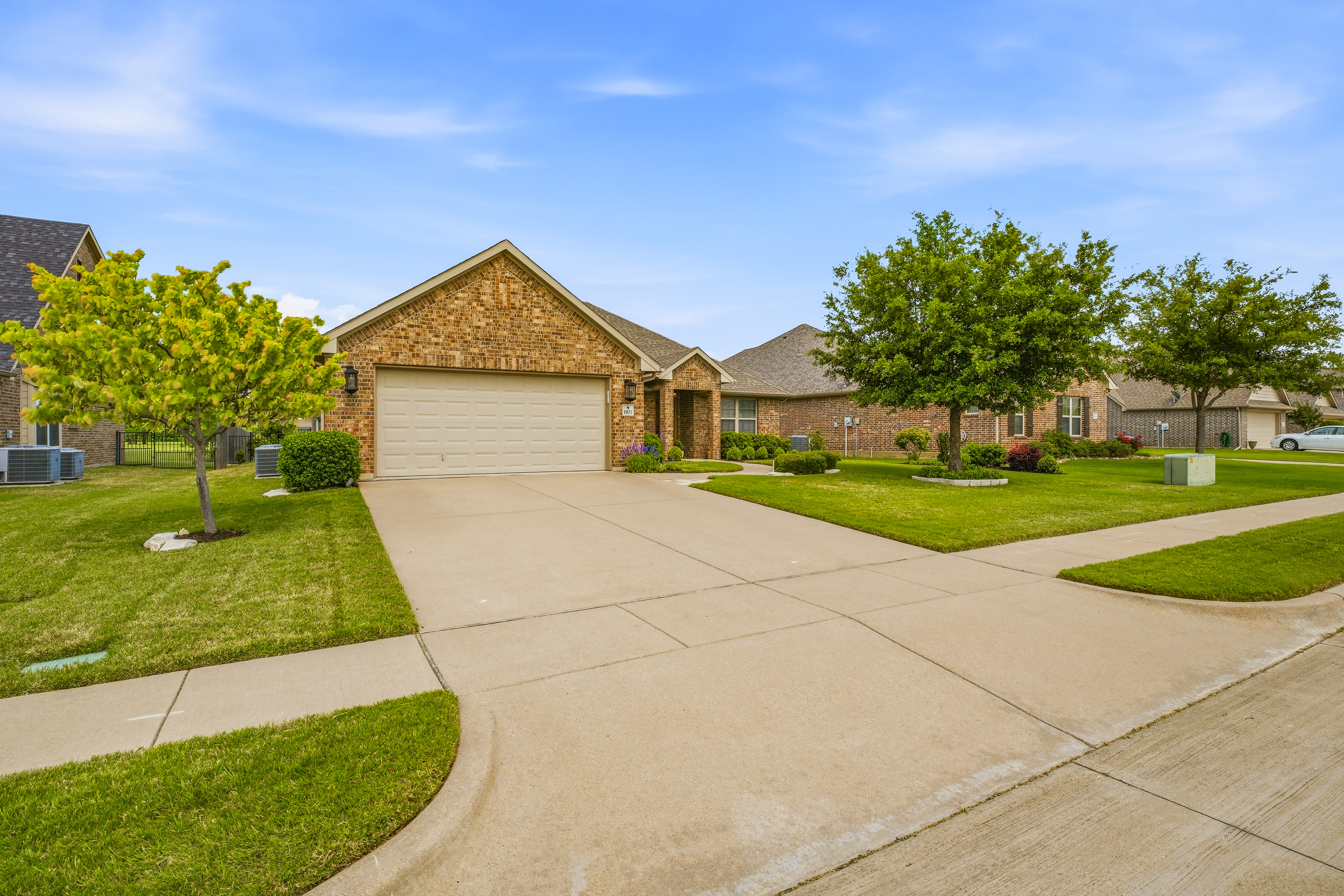 1021 Morningside Drive Burleson TX 76028