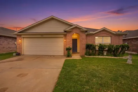 8424 Horse Whisper Lane Fort Worth TX 76131