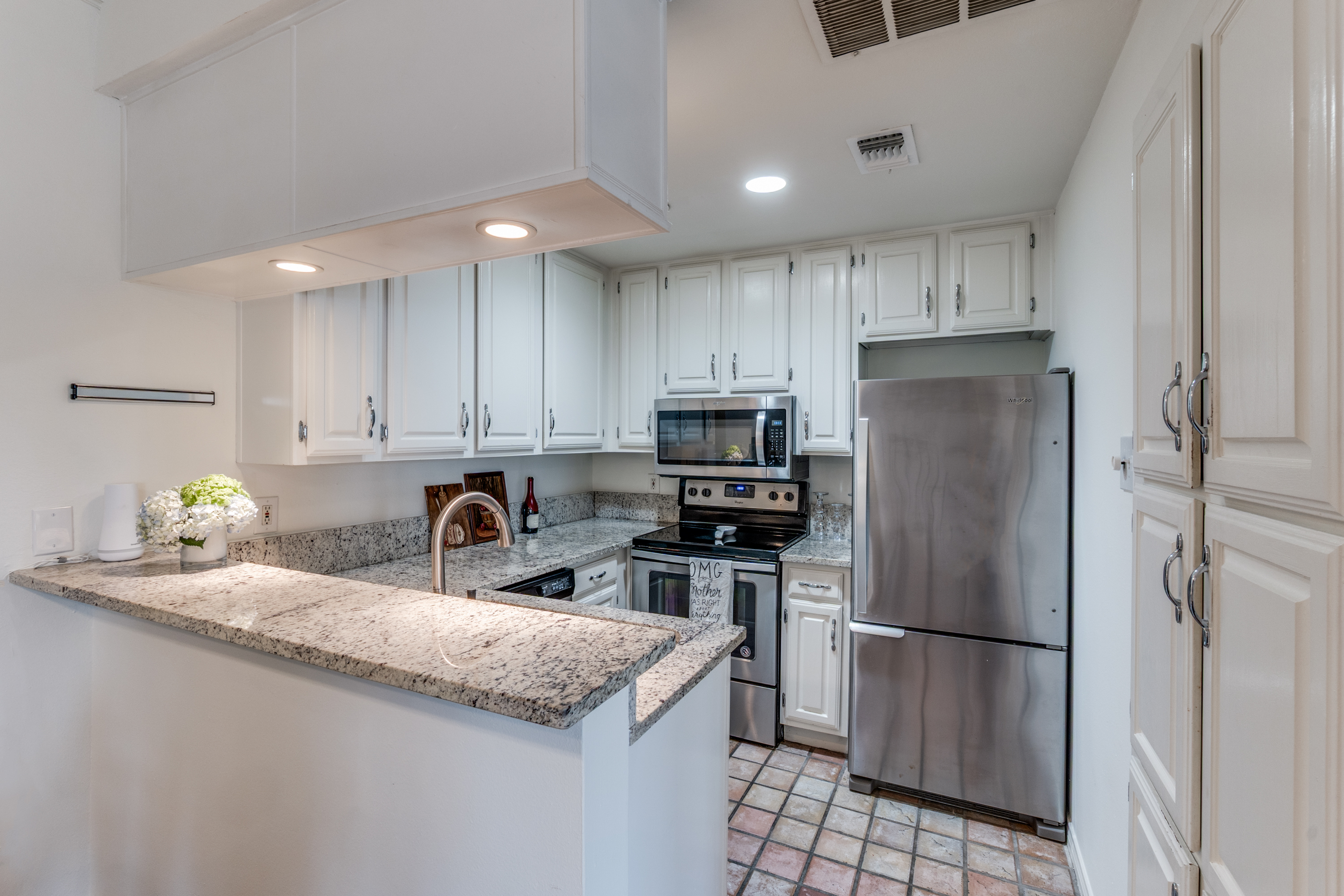 4034 Rawlins Street Dallas TX 75219