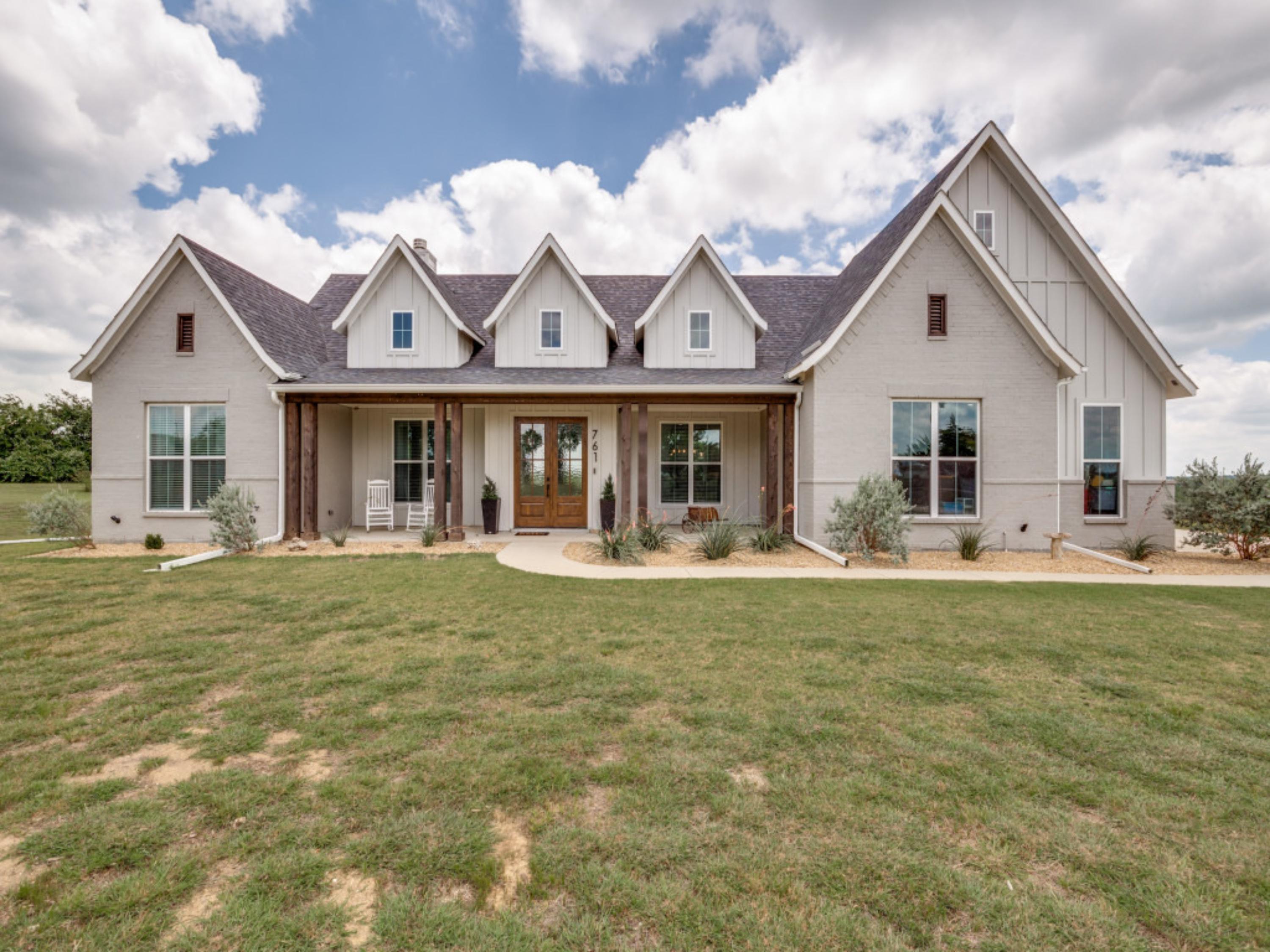 761 Dovie Lane Milford TX 76670