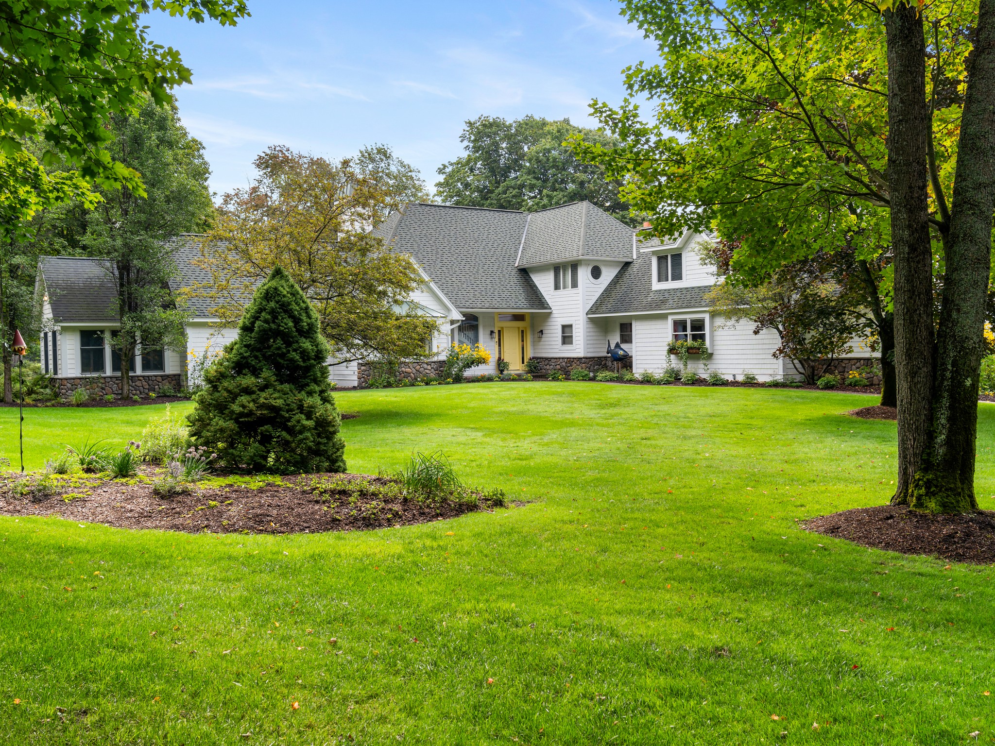 645 Woodhill Court Harbor Springs MI 49740